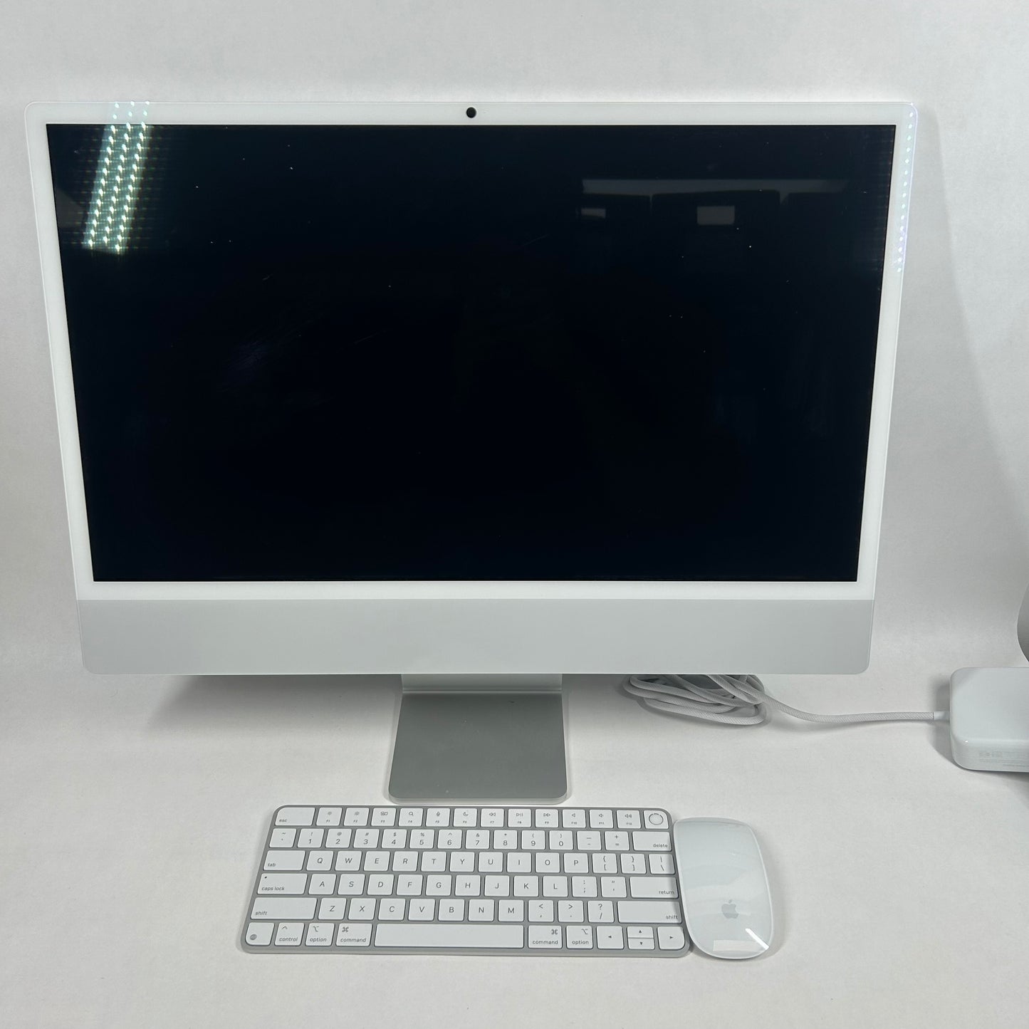 2024 Apple iMac 24" M4 4.5GHz 16GB RAM 512GB SSD Silver A3137