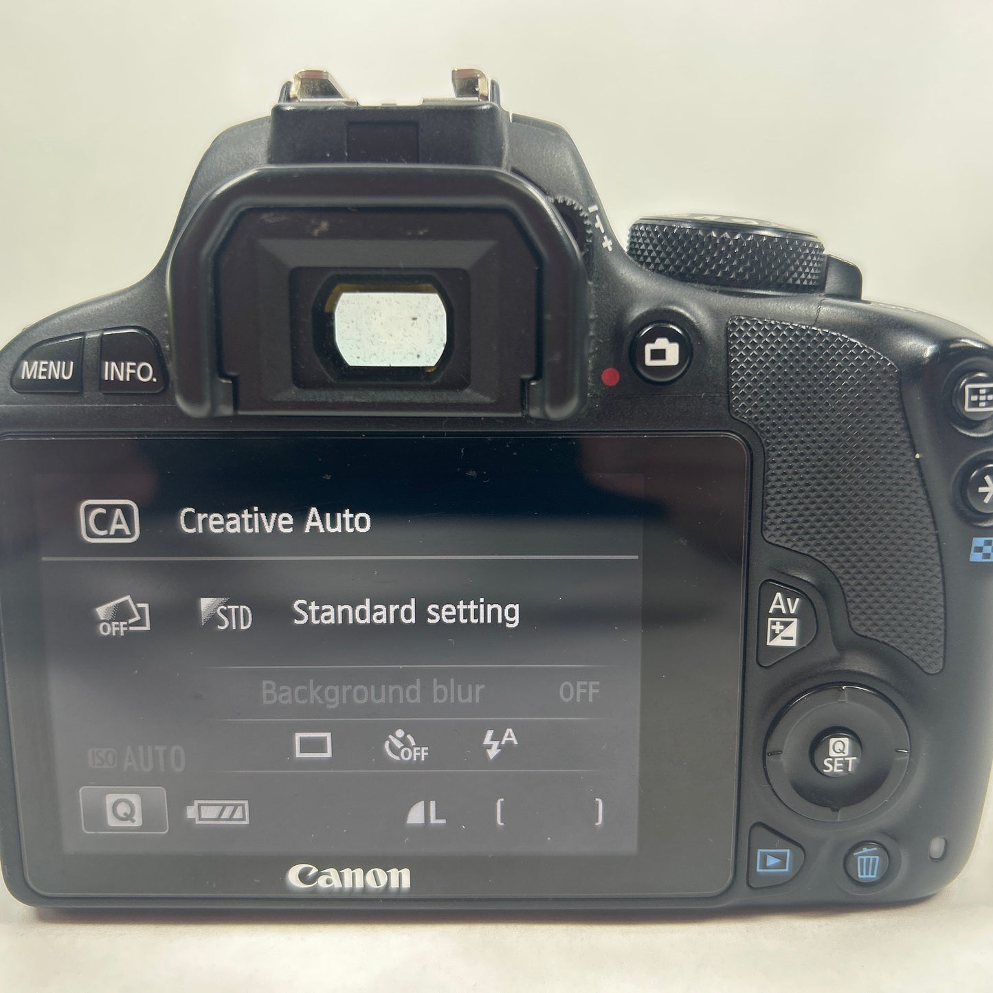 Canon EOS Rebel SL1 18.0MP Digital SLR DSLR Camera Body Only