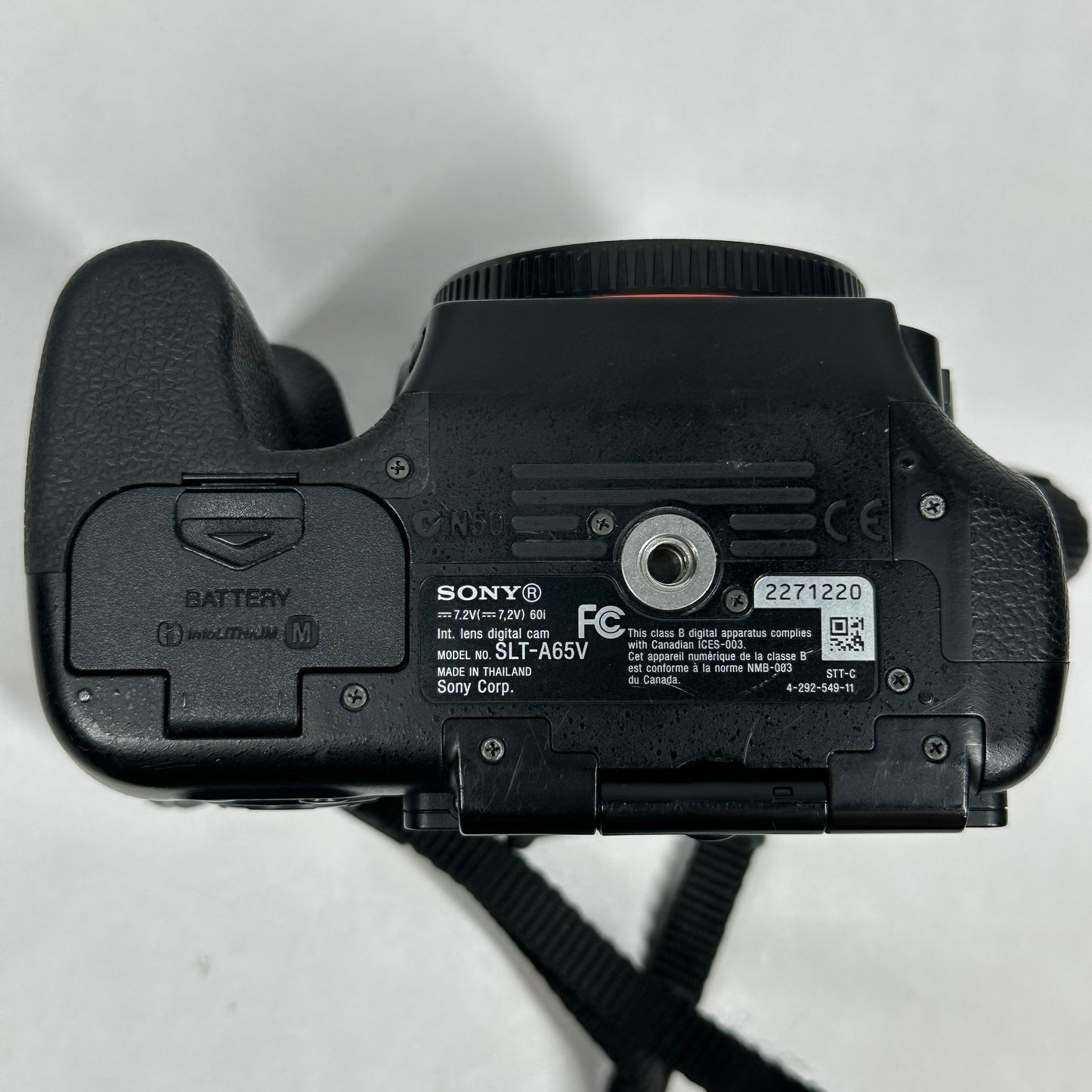 Sony Alpha 65 24.3MP Digital SLR DSLR Camera 21454 Shutter Count Body Only