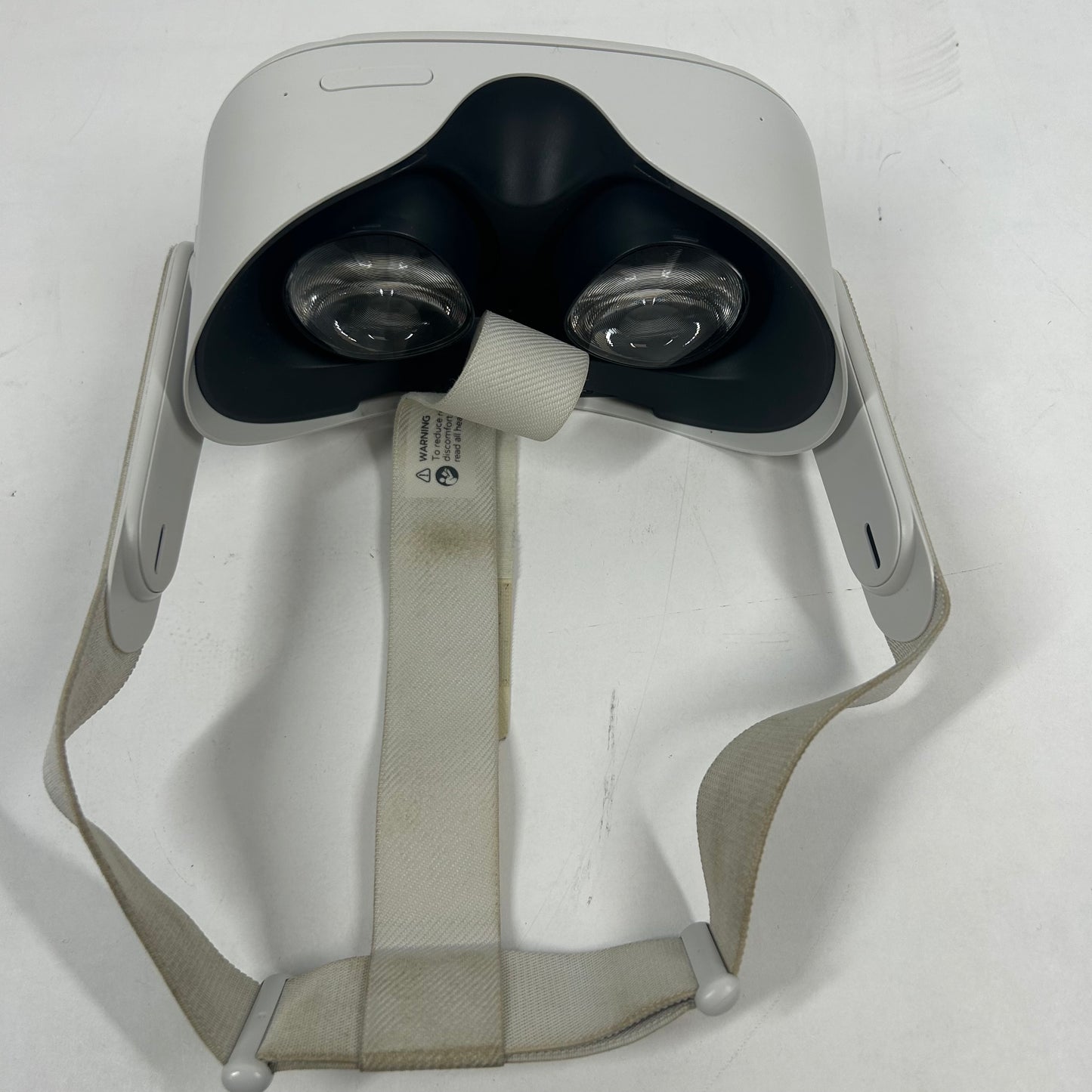 Meta Quest 2 128GB Standalone All-in-One VR Headset KW49CM PLEASE READ