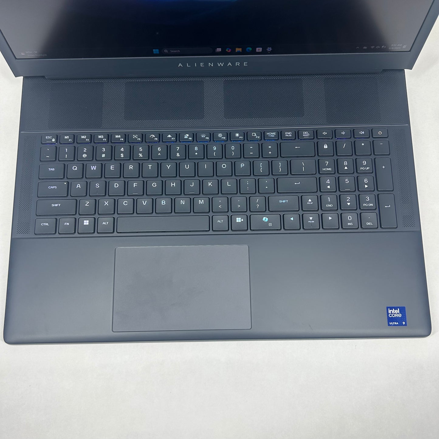 Dell Alienware 18 Area-51 AA18250 Ultra 9 275HX 32GB RAM 2TB SSD RTX 5070 Ti