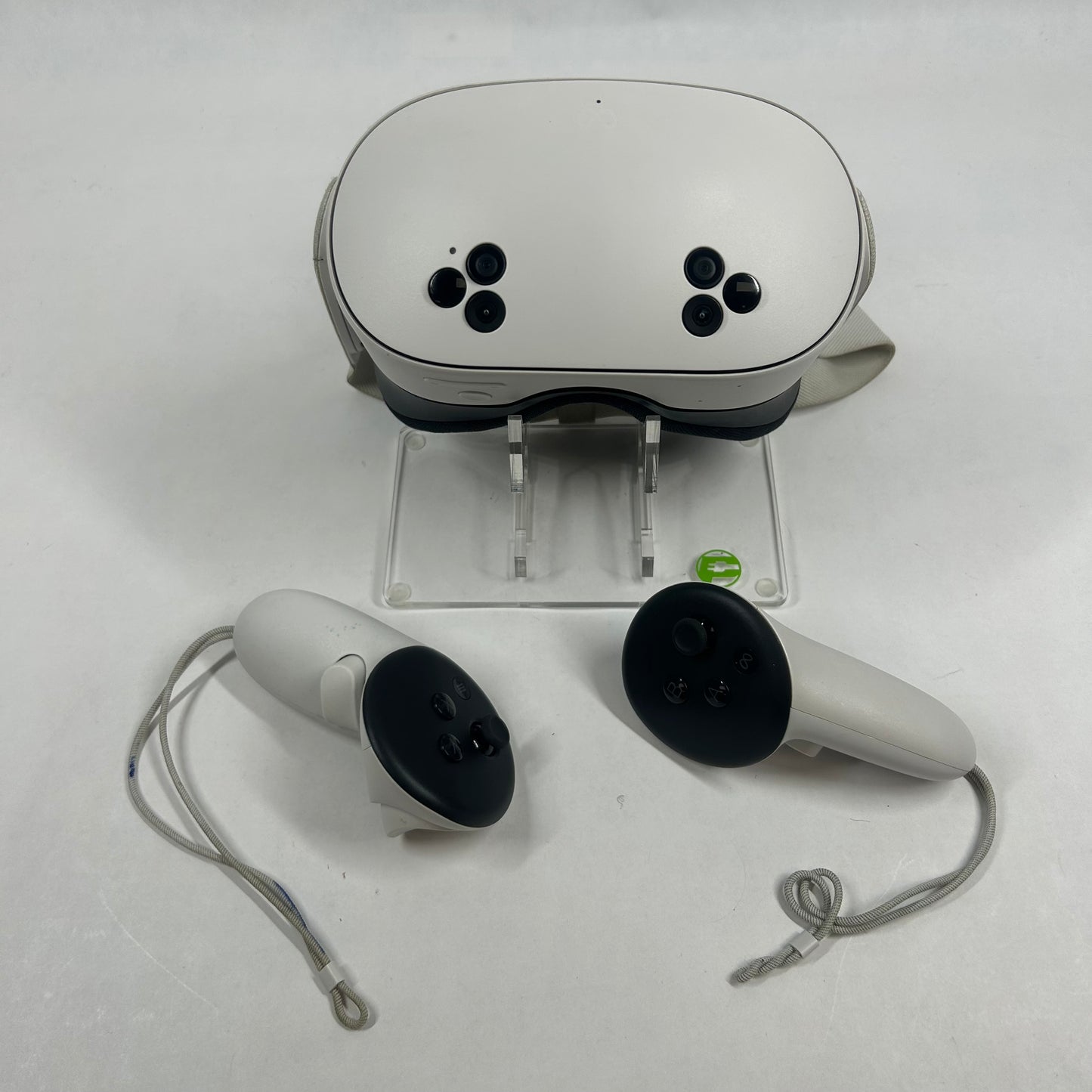 Meta Quest 3S 128GB Standalone All-in-One VR Headset P97