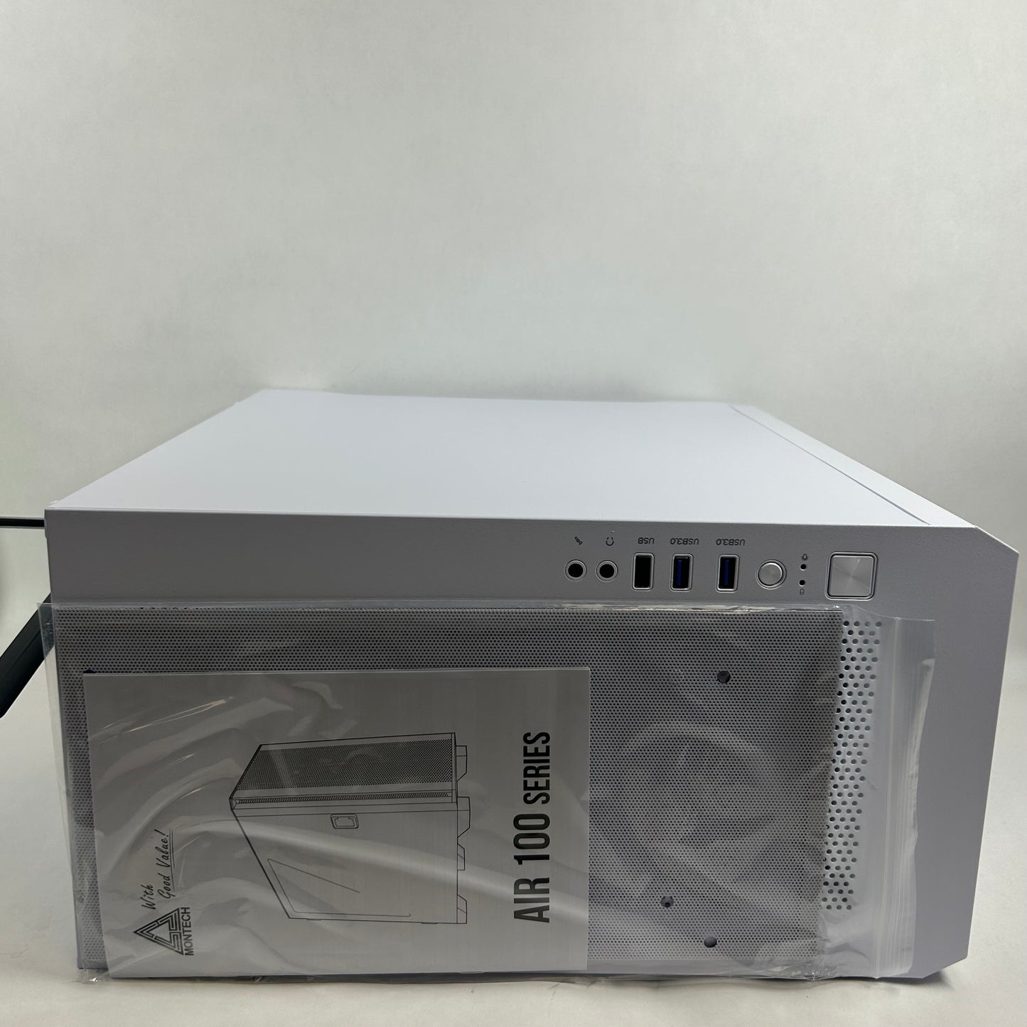 Montech Air 100 Ryzen 5 9600X 32GB RAM 1TB SSD Gigabyte GeForce GTX 5060