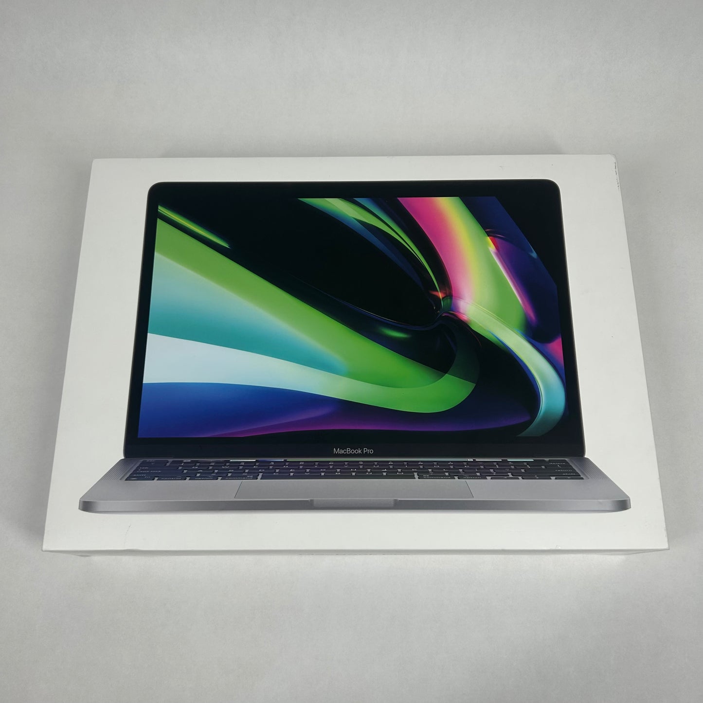 2020 Apple MacBook Pro 13.3" M1 8C GPU 3.2GHz 8GB RAM 256GB SSD MYD82LL/A