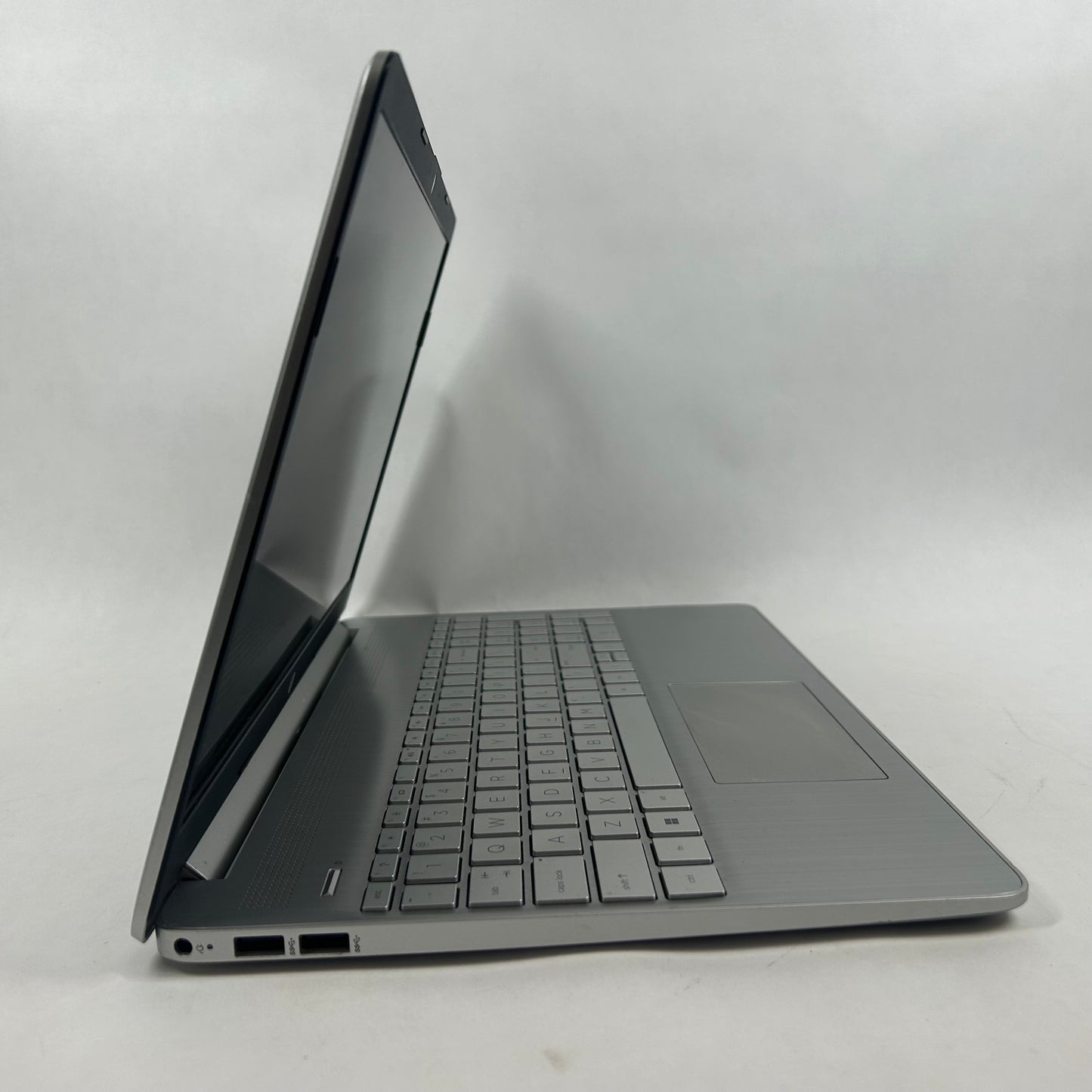 HP Laptop 15-EF105HR 15.6" Athlon Silver 3050U 2.3GHz 4GB RAM 128GB SSD