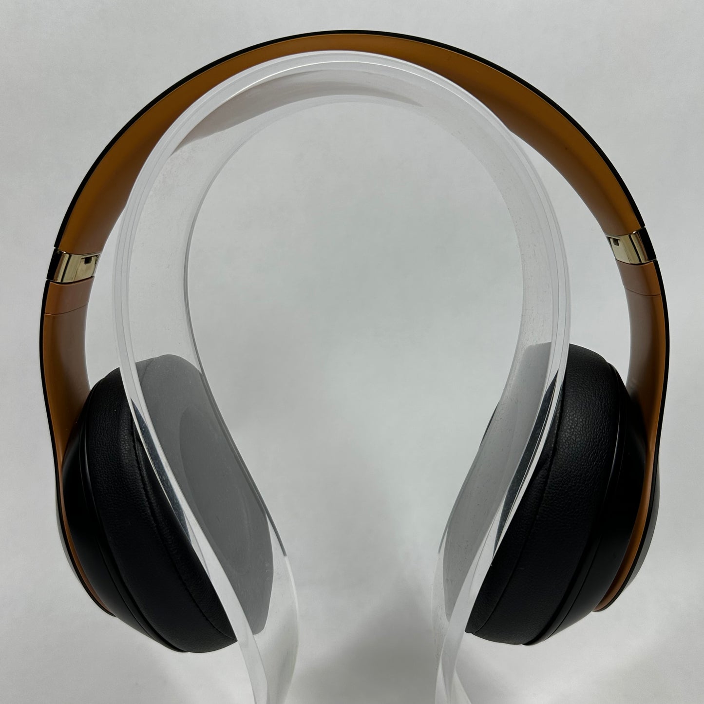 Beats Studio3 Wireless Bluetooth Headphones Midnight Black Skyline Edition