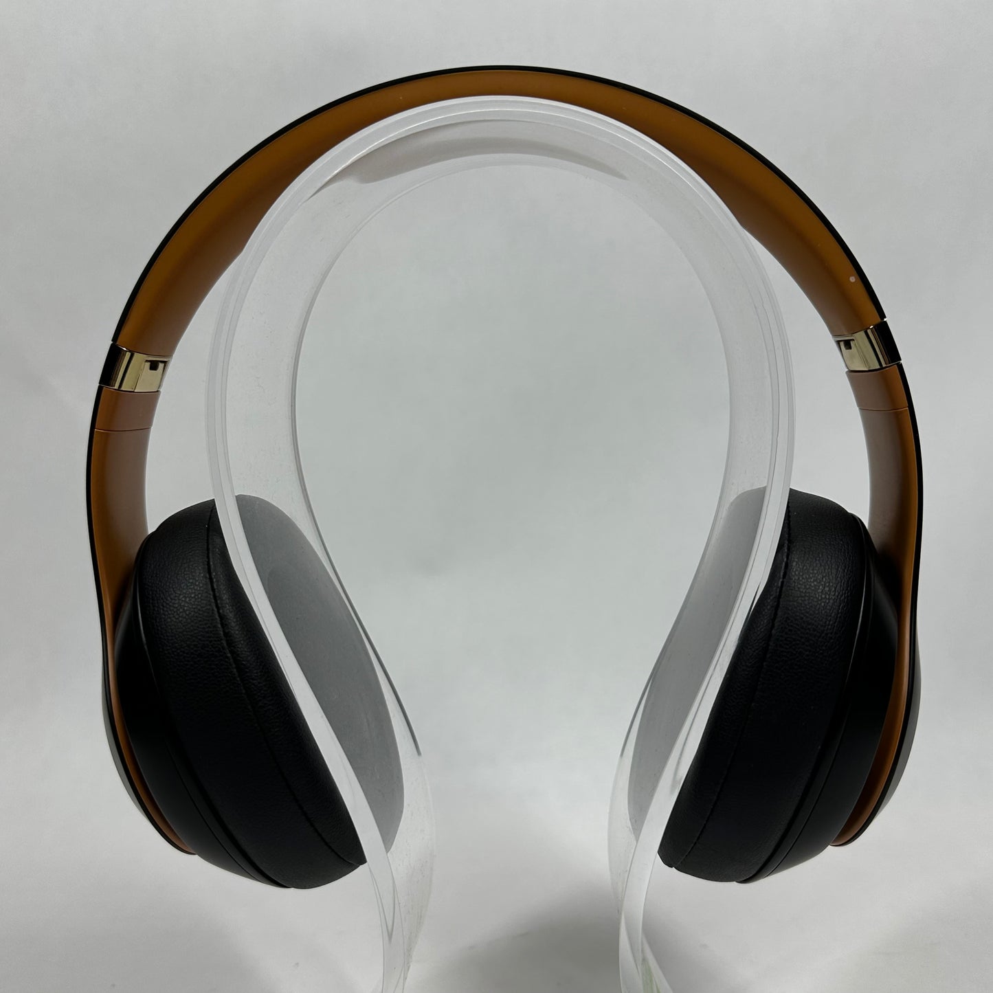 Beats Studio3 Wireless Bluetooth Headphones Midnight Black Skyline Edition