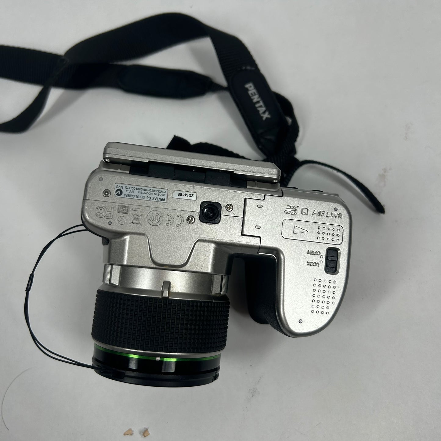 Pentax X-5 X-5 16.0MP Digital Camera 555 Shutter Count