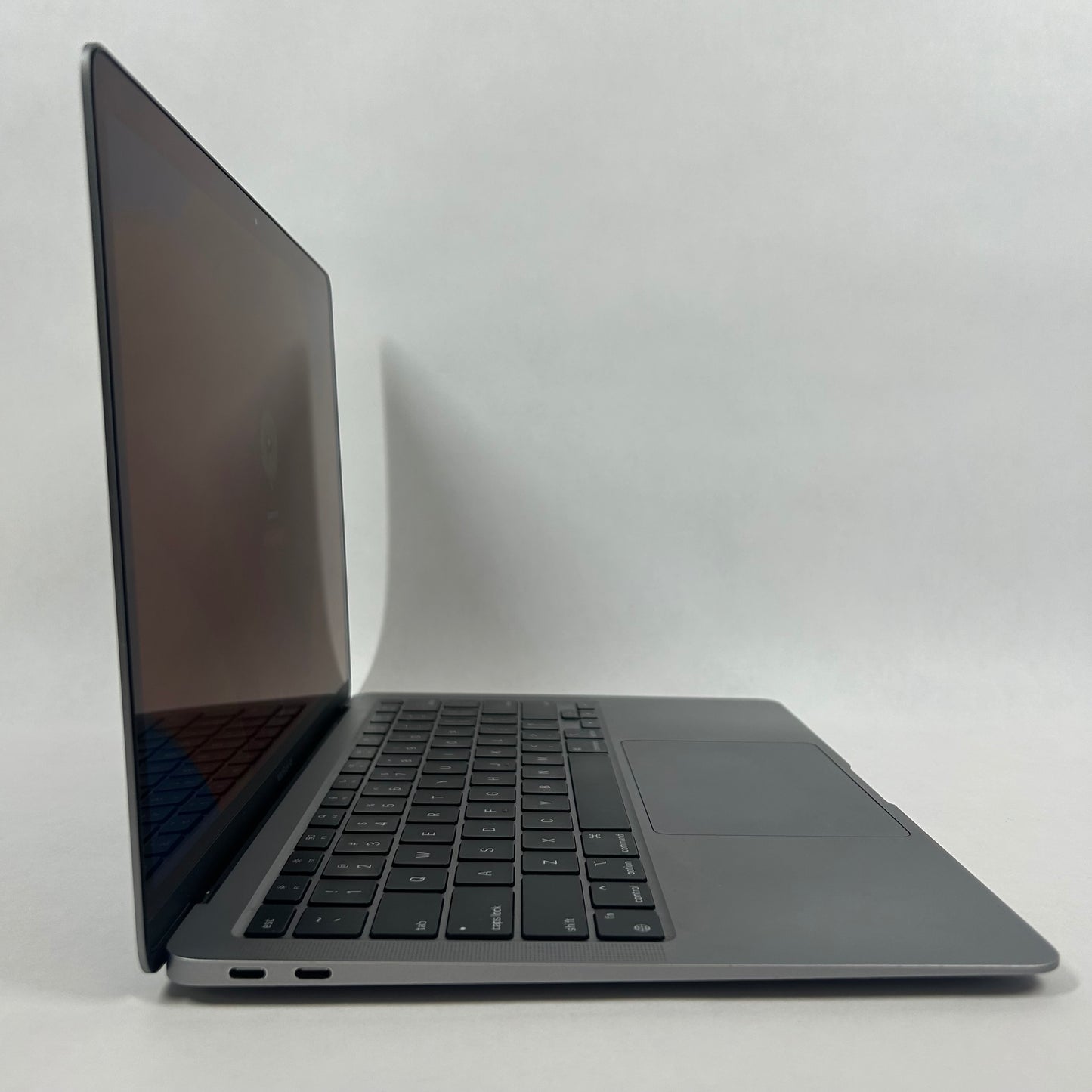 2020 Apple MacBook Air 13.3" M1 3.2GHz 8GB RAM 256GB SSD A2337