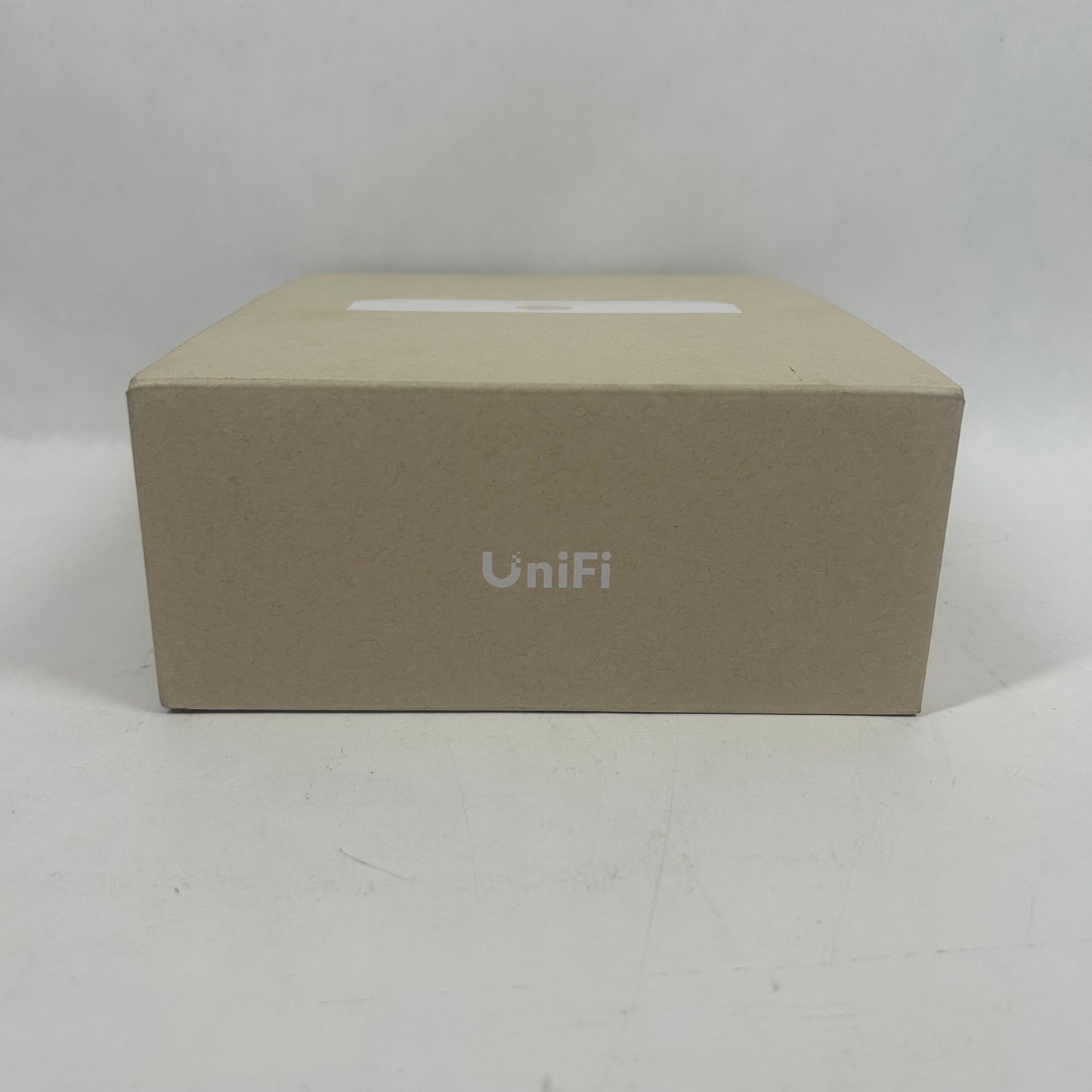 New Ubiquiti Unifi Cloud Gateway Max Router 0CEA142F7F39