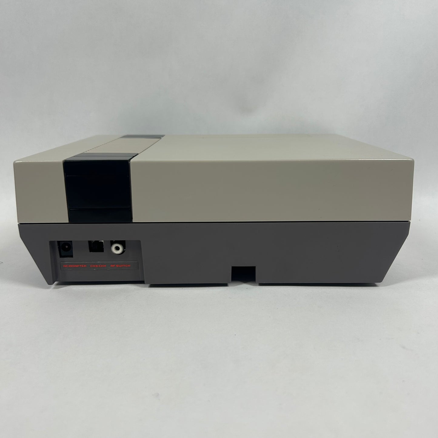 Nintendo Entertainment System NES Video Game Console NES-001 Gray