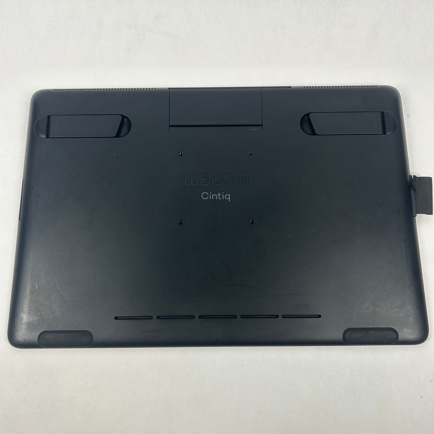 Wacom Cintiq Drawing Tablet DTK-1660