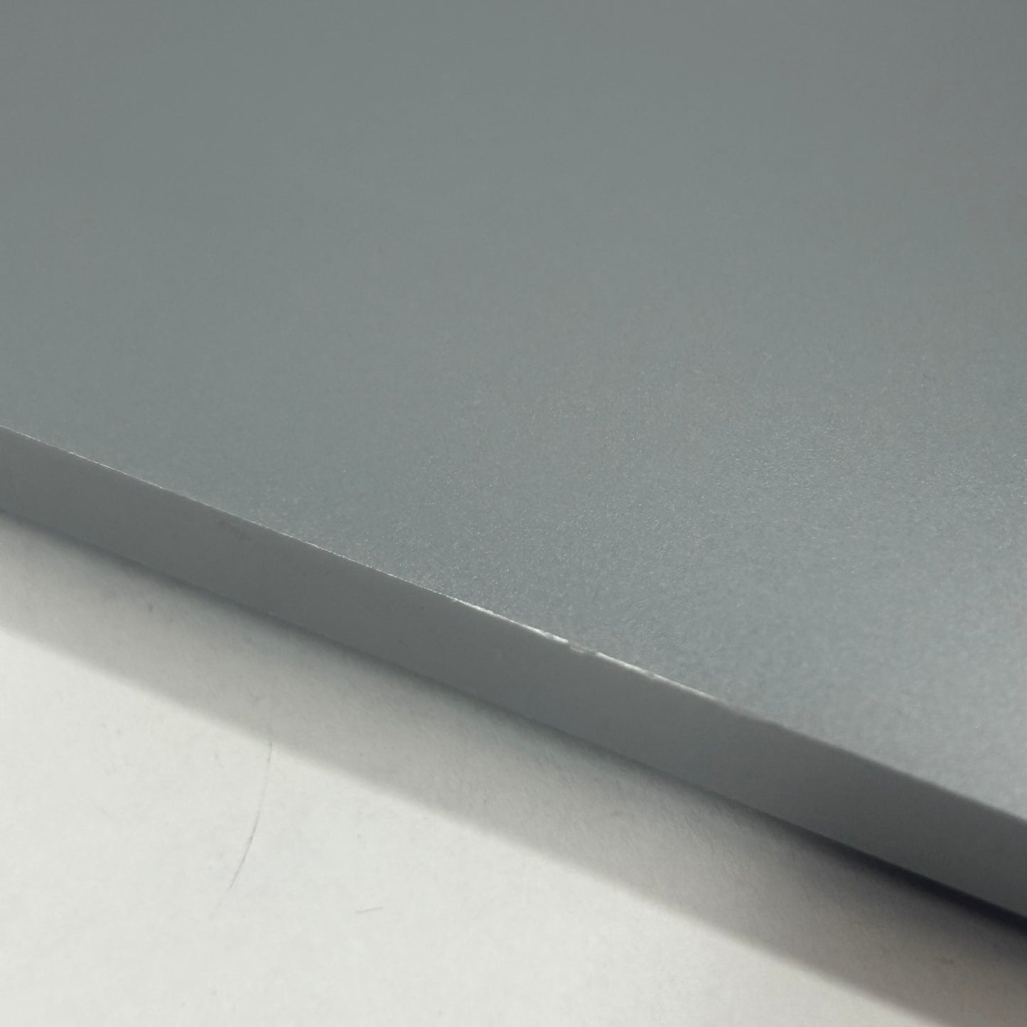2020 Apple MacBook Pro 13.3" i5 2.0GHz 16GB RAM 512GB SSD Space Gray A2251