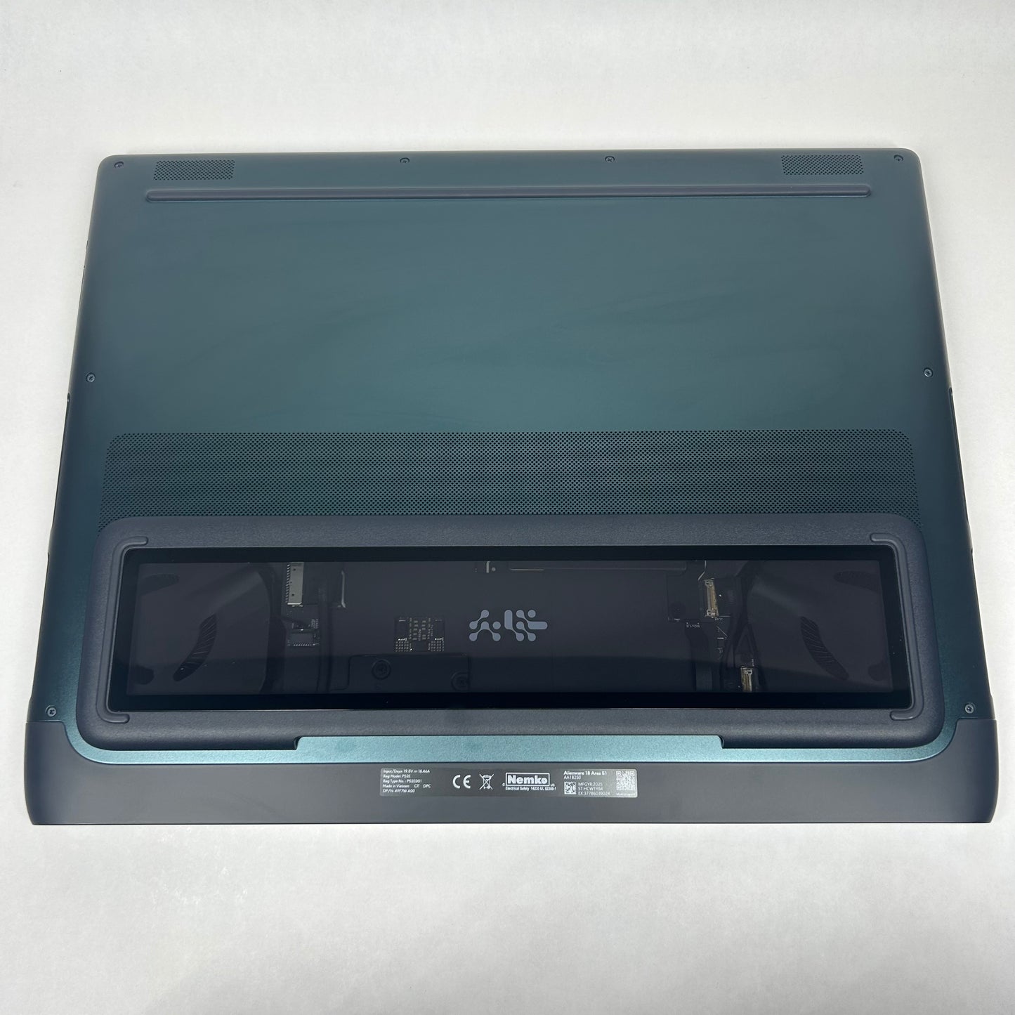 Dell Alienware 18 Area-51 AA18250 Ultra 9 275HX 32GB RAM 2TB SSD RTX 5070 Ti