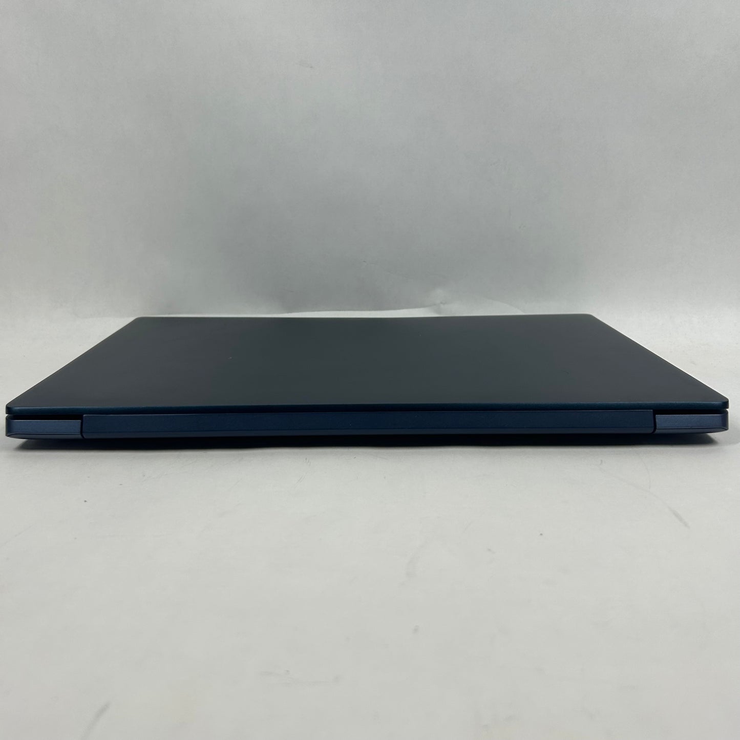 Lenovo IdeaPad 330S 15" i3-8130U 2.2GHz 4GB RAM 128GB SSD