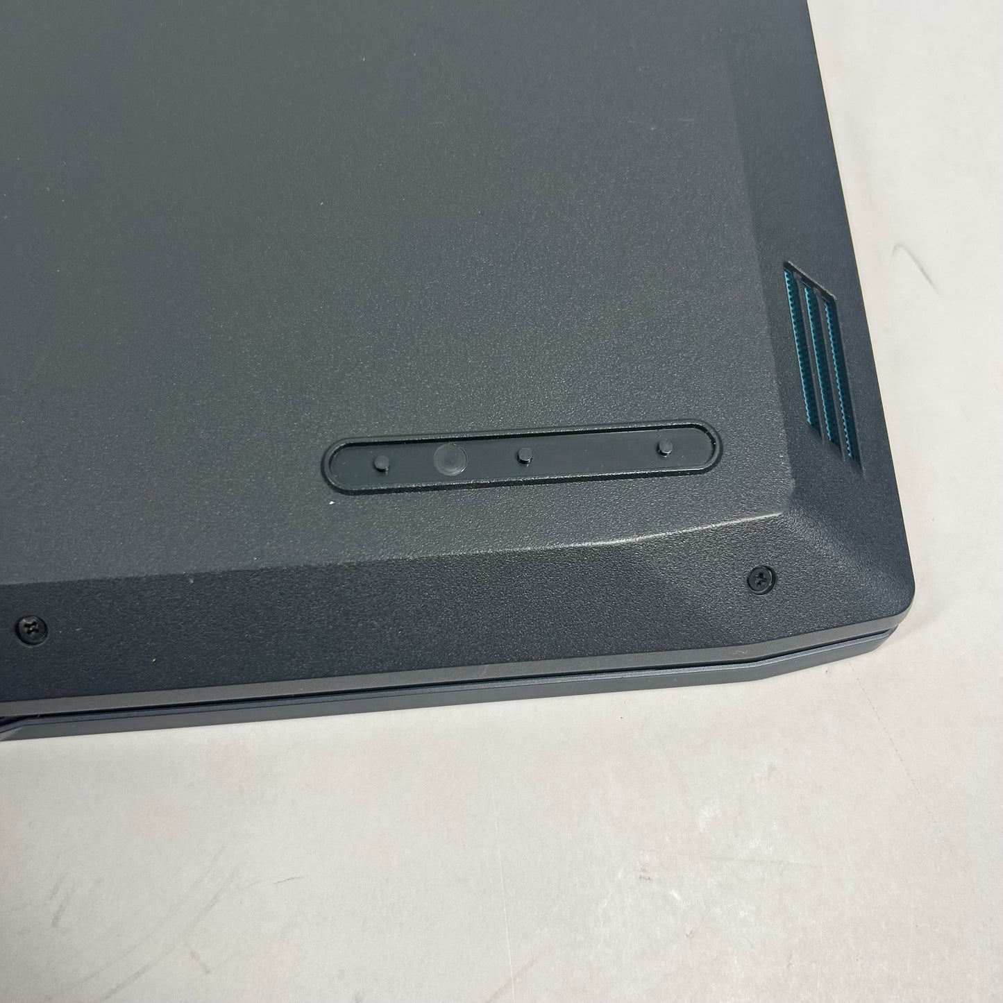 Lenovo IdeaPad Gaming 3 15ARH7 Ryzen 7 7735HS 32GB RAM 1TB SSD GeForce RTX 4050