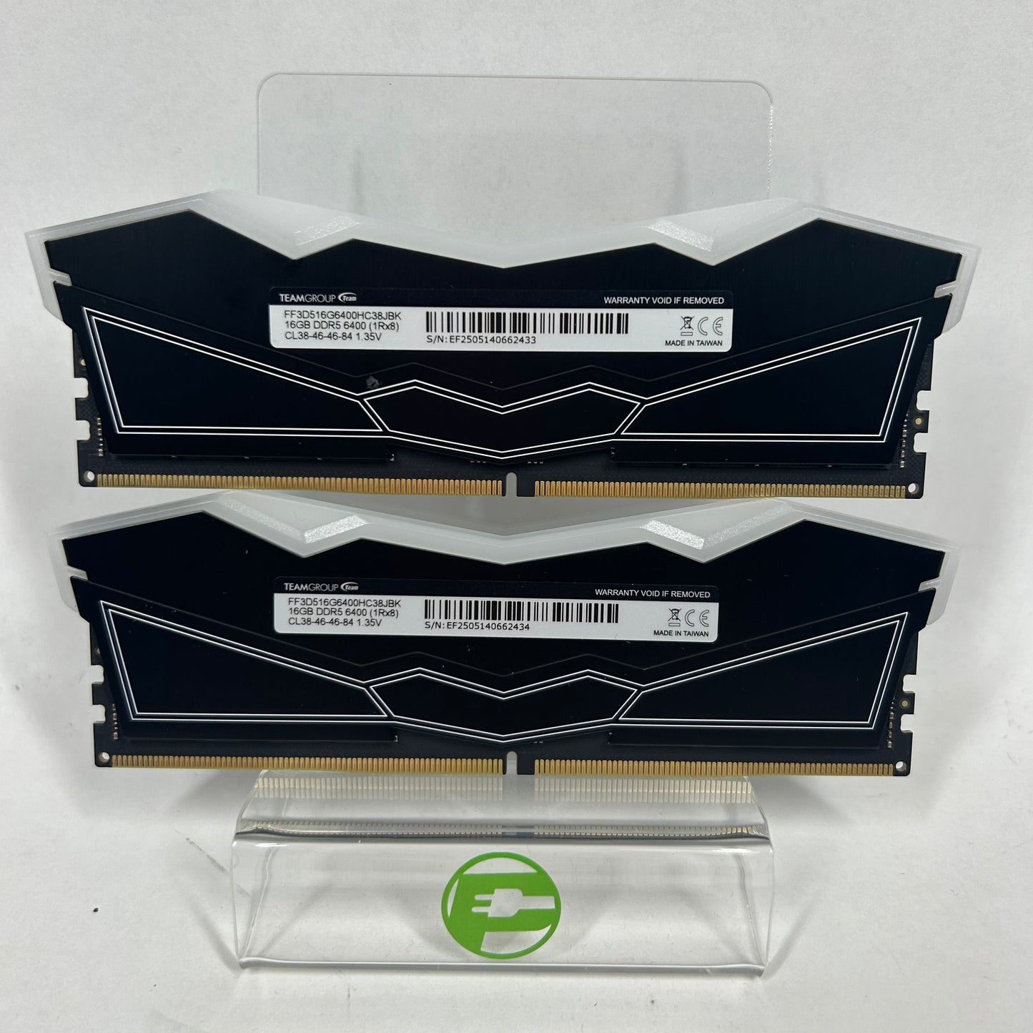 TeamGroup DELTA RGB 32GB (2x16GB) RAM DDR5 6400MHz FF3D516G6400HC38JBK