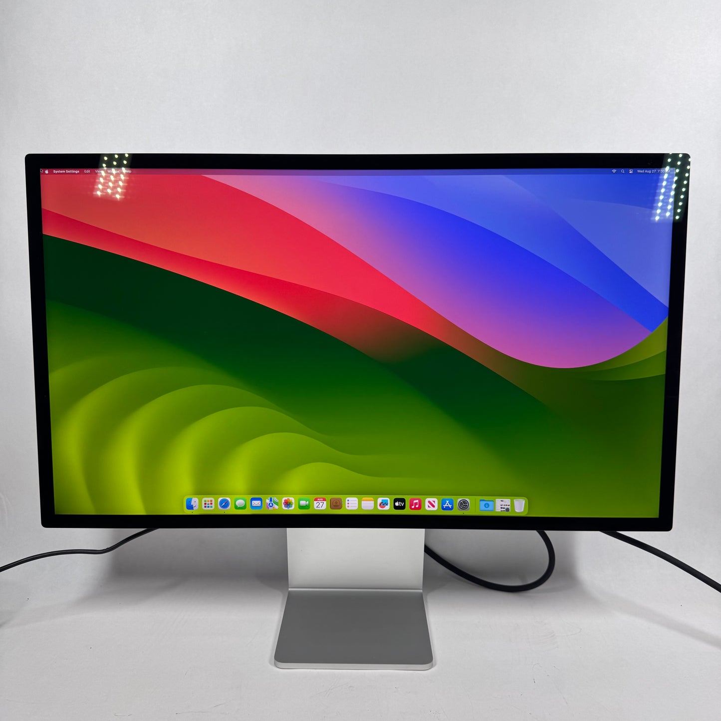 Apple Studio Display 27" 5K Retina Standard Glass 5K Retina MK0U3LL/A