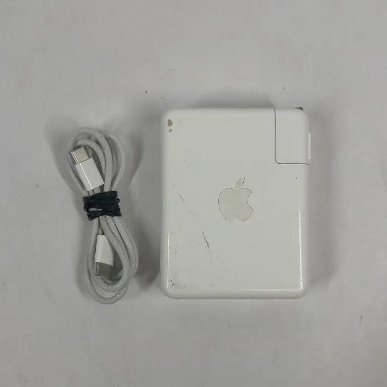 2020 Apple MacBook Pro 13.3" i5 1.4GHz 8GB RAM 256GB SSD Silver A2289