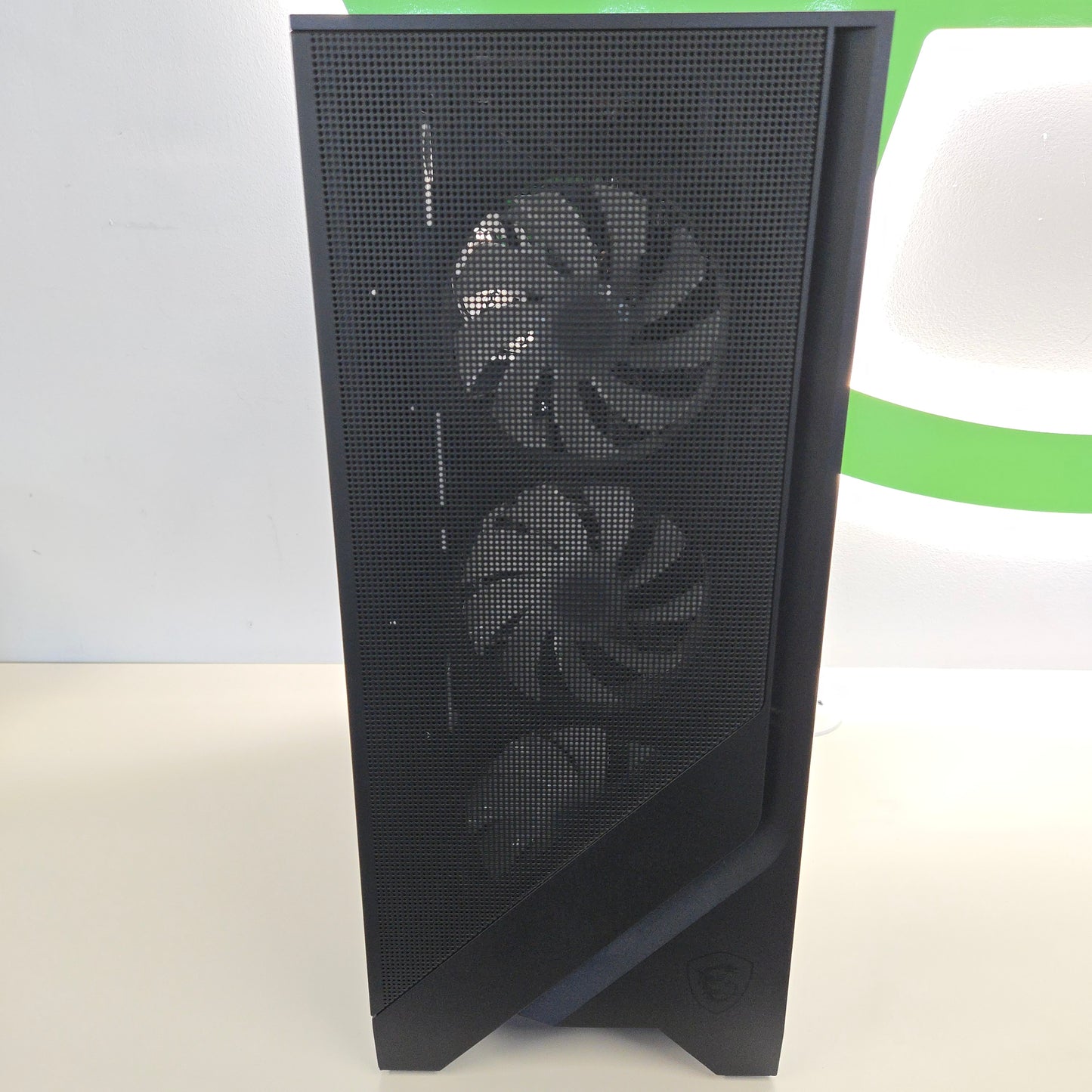 MSI Codex Z2 Ryzen 5 8400F 4.20GHz 16GB RAM 1TB SSD MSI GeForce RTX 4060 Ti