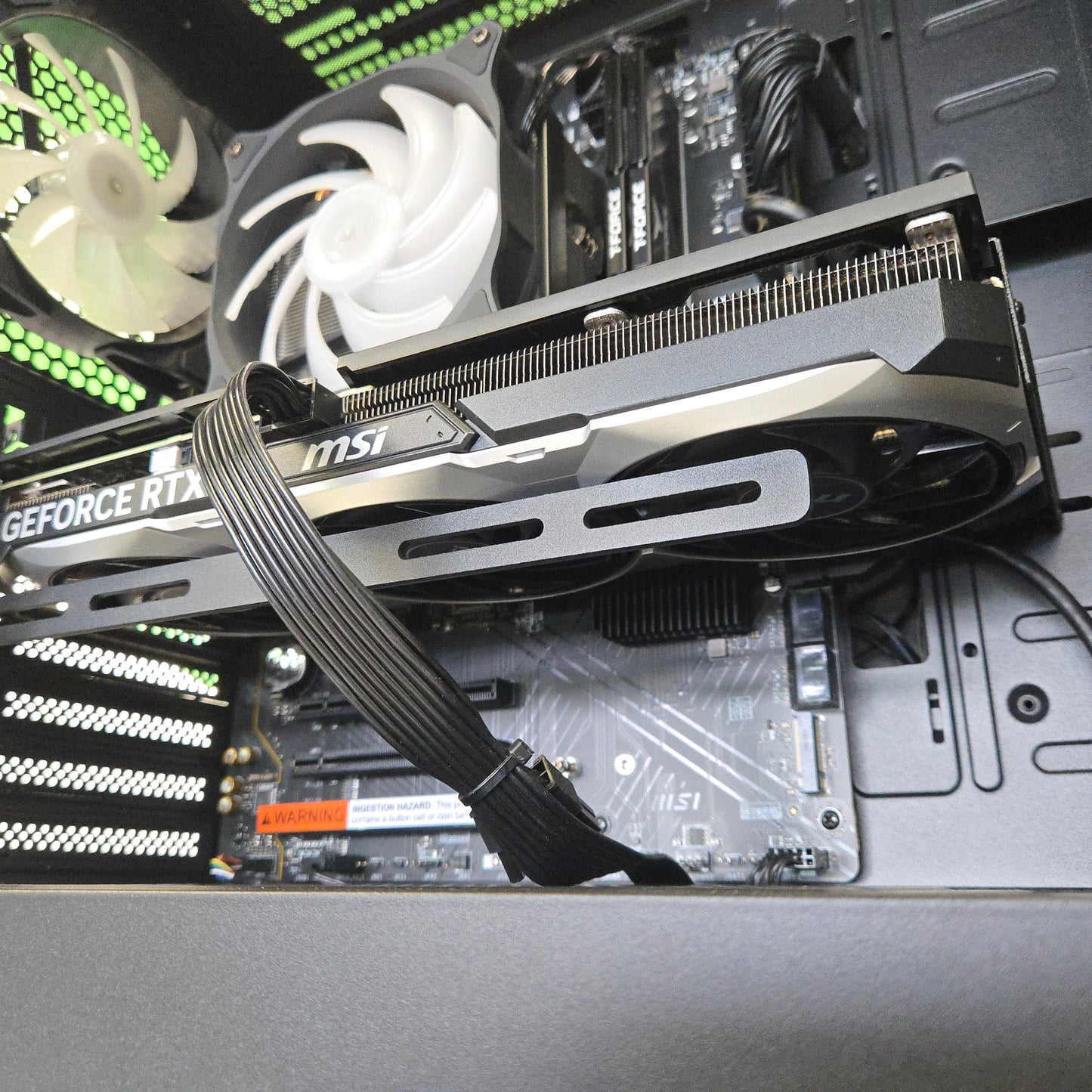 MSI Codex Z2 Ryzen 5 8400F 4.20GHz 16GB RAM 1TB SSD MSI GeForce RTX 4060 Ti