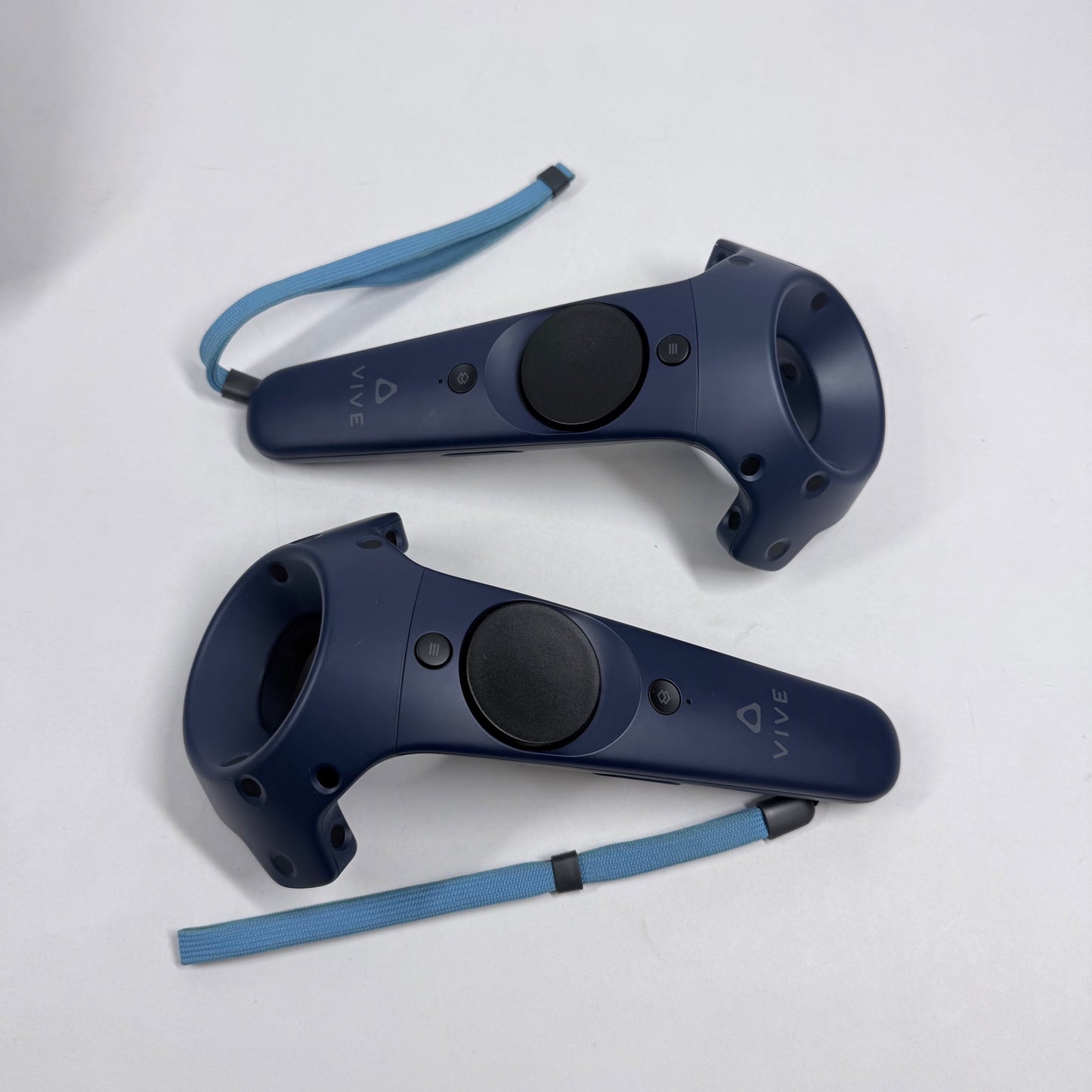 HTC Vive Pro 2 Full Kit VR System 99HASZ011-00