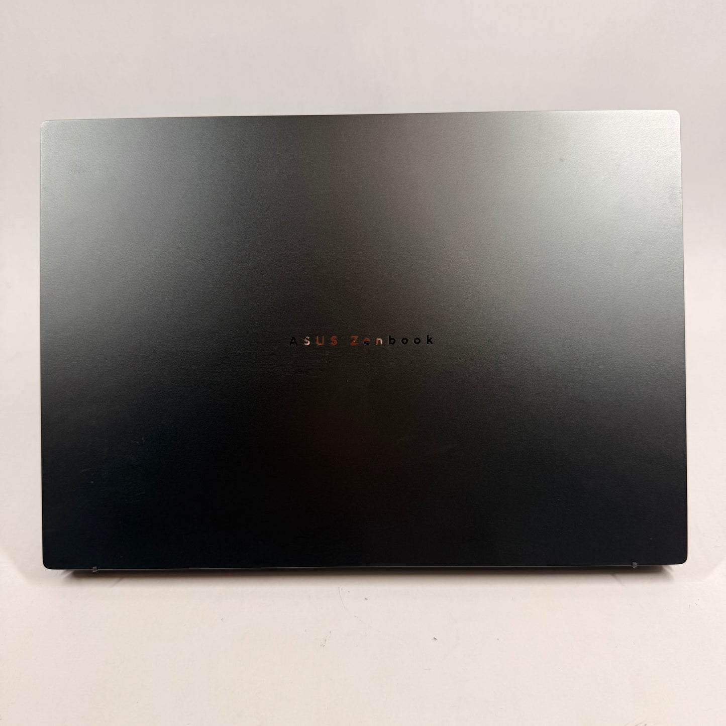 Asus Zenbook UX3405 14" Core Ultra 9 285H 2.9GHz 32GB RAM 1TB SSD