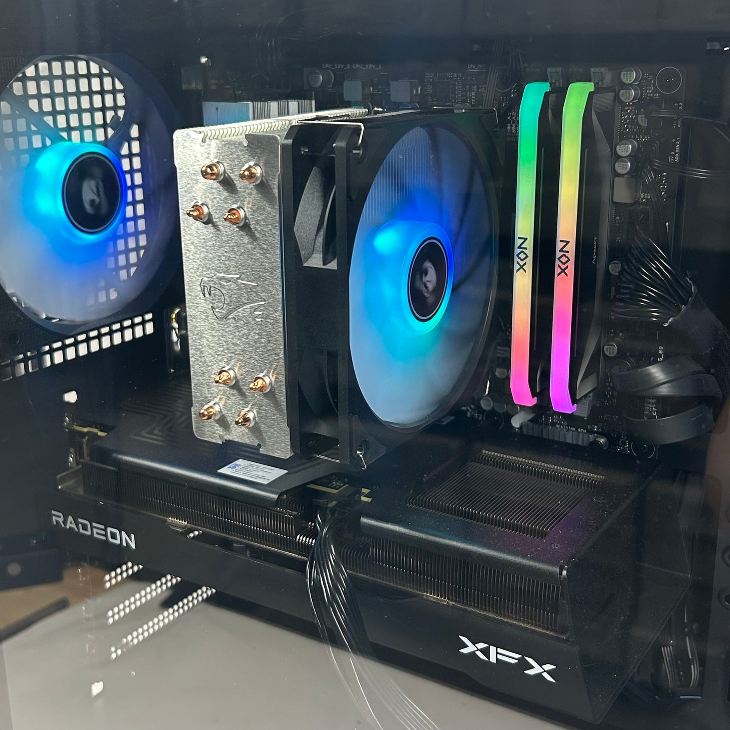 iBuyPower Custom PC Ryzen 7 9700X 3.80GHz 32GB RAM 1TB SSD AMD Radeon RX 9060 XT