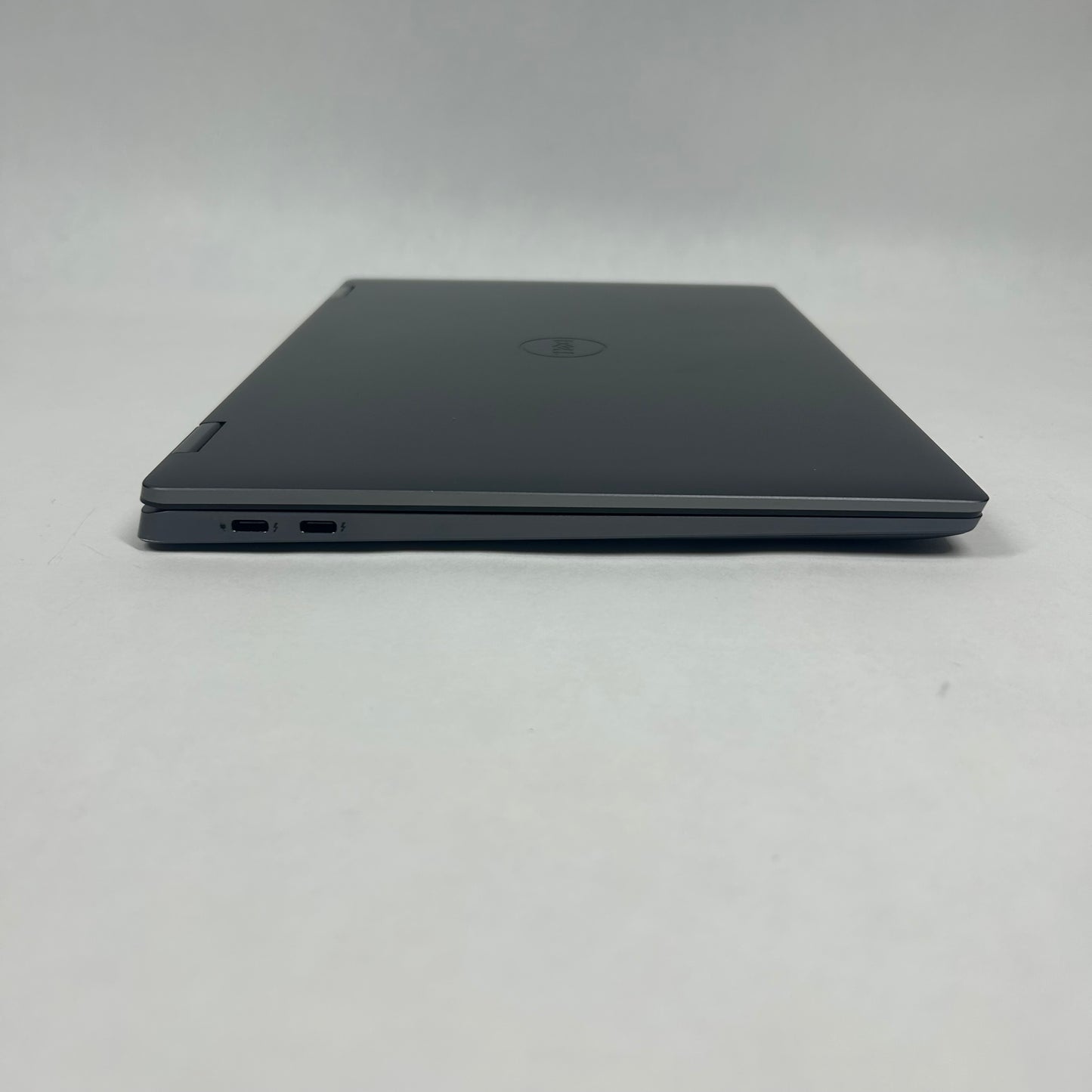 Dell Latitude 9330 13.3" Intel Core i7-1260U 1.1GHz 16GB RAM 256GB SSD