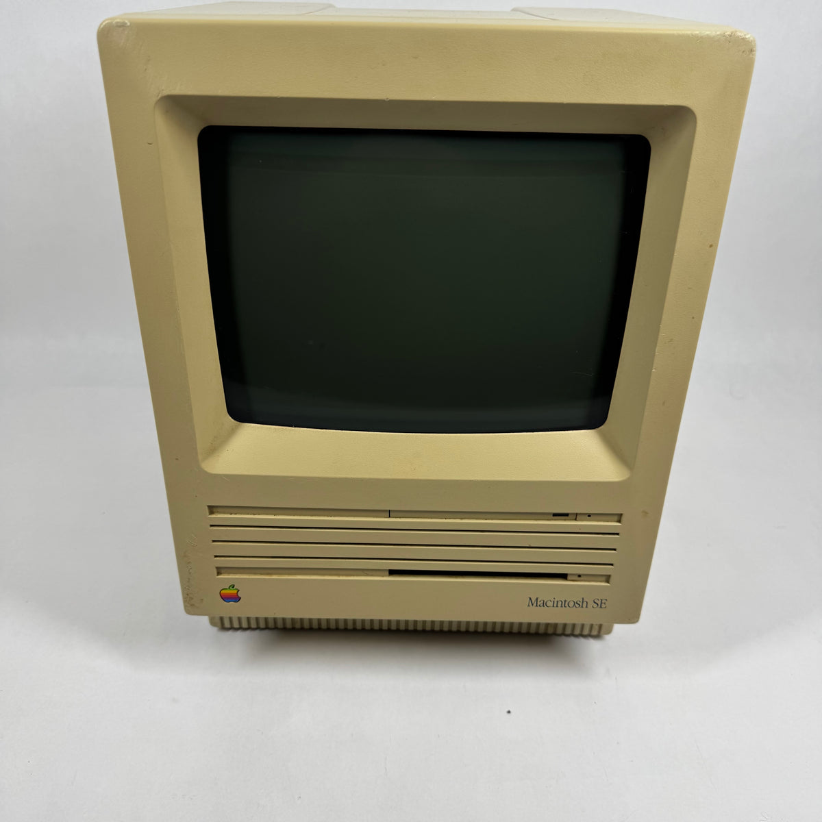 Apple Macintosh SE Computer M5011 Computer Only