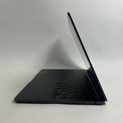2025 Apple MacBook Air 13.3" M4 8C GPU 4.5GHz 16GB RAM 256GB SSD MW123LL/A