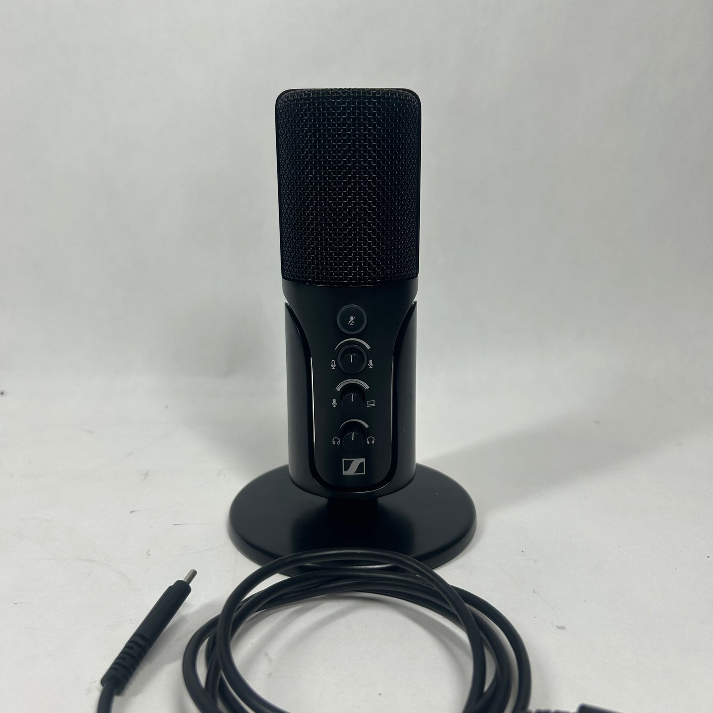 SENNHEISER Profile 20 Hz - 20 kHz Condenser Studio Microphone 590564