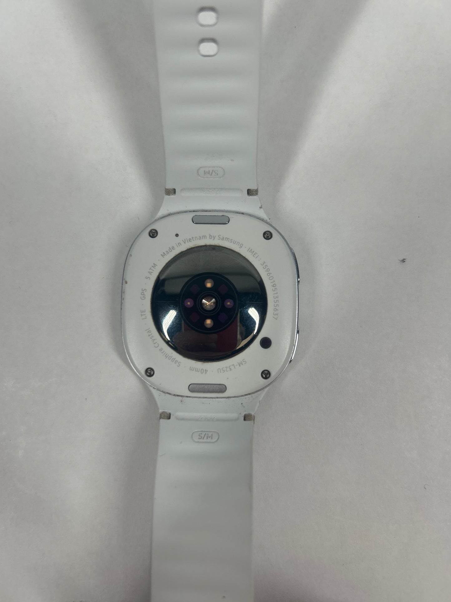 WiFi Only Samsung Galaxy Watch8 Armor Aluminum SM-L325U