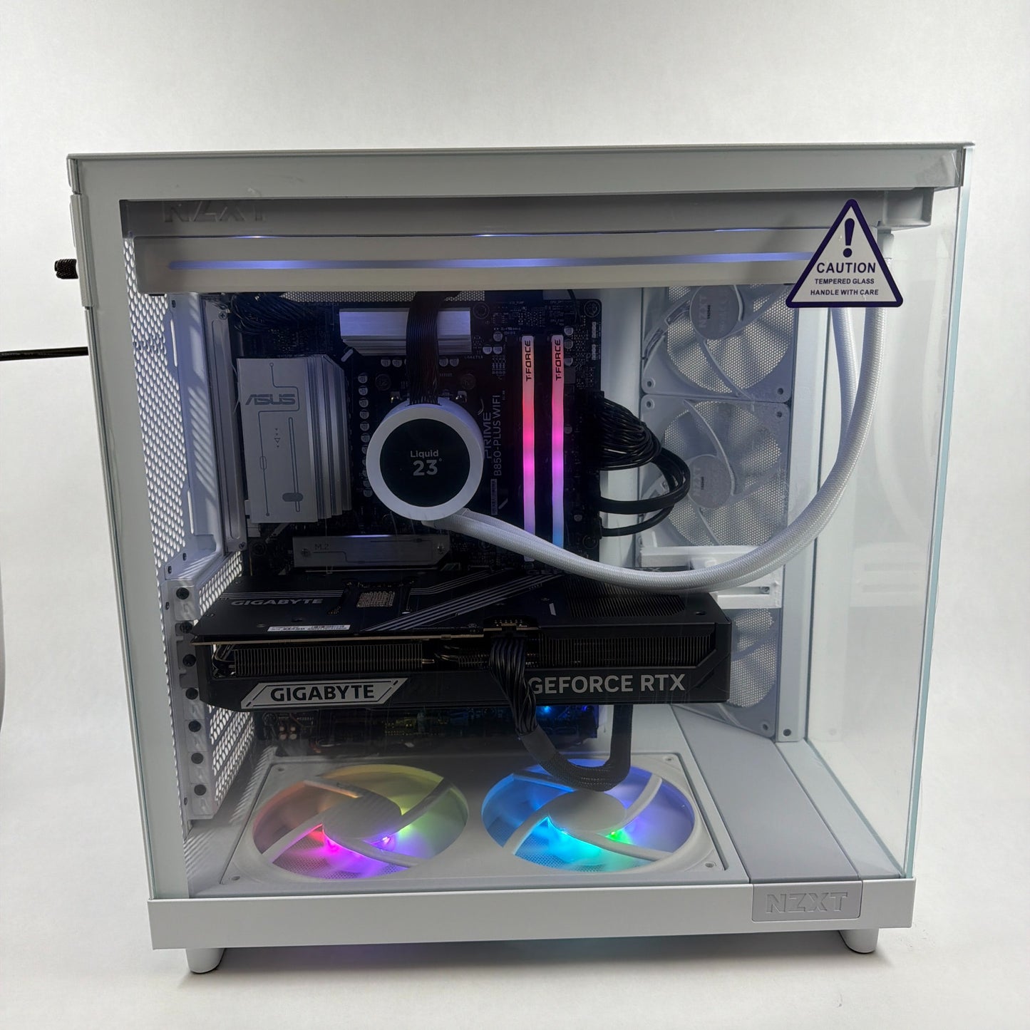 NZXT Custom PC Ryzen 7 9800X3D 32GB RAM 4TB SSD Gigabyte GeForce RTX 5080