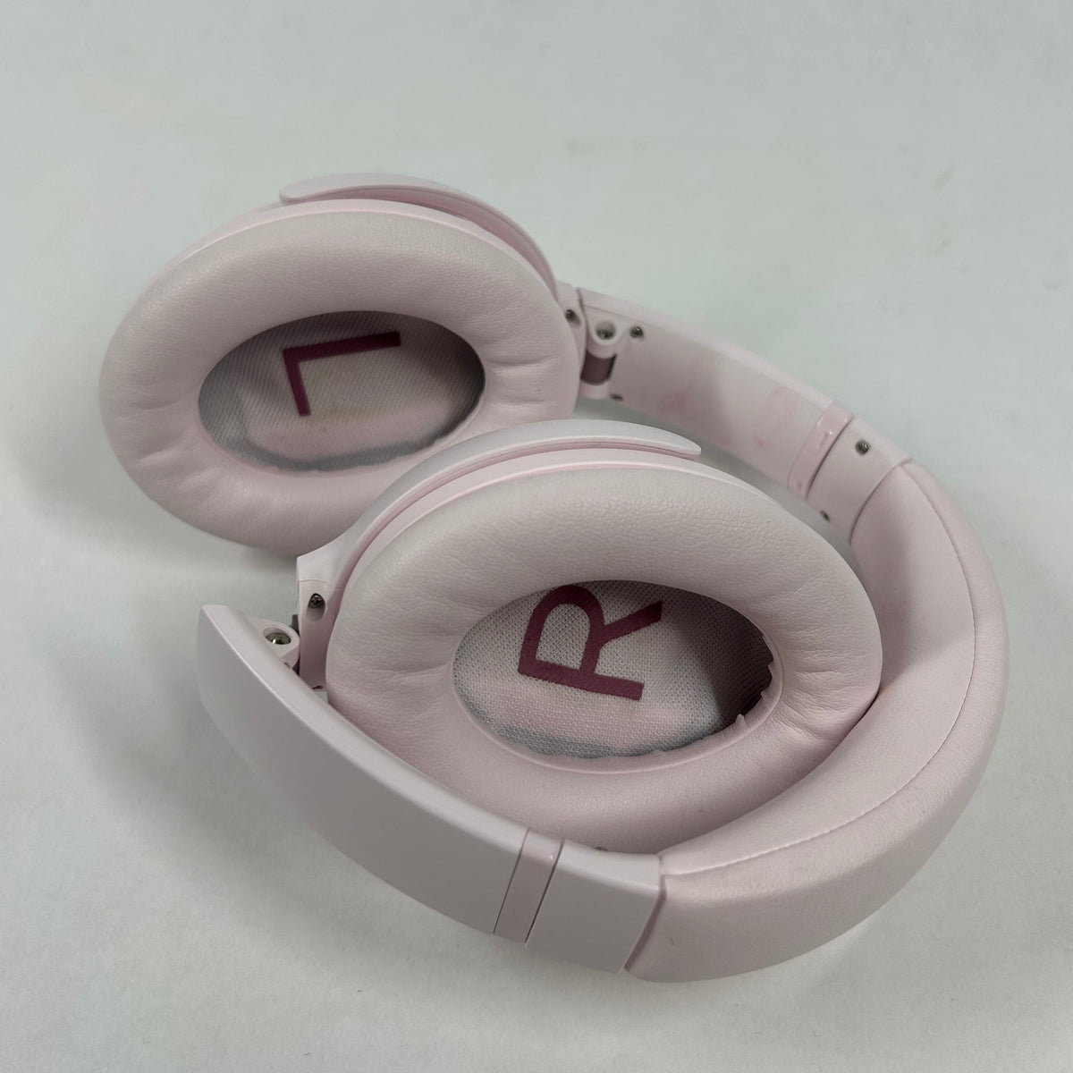 Bose QuietComfort Over-Ear Noise Cancelling Bluetooth Headphones Petal Pink