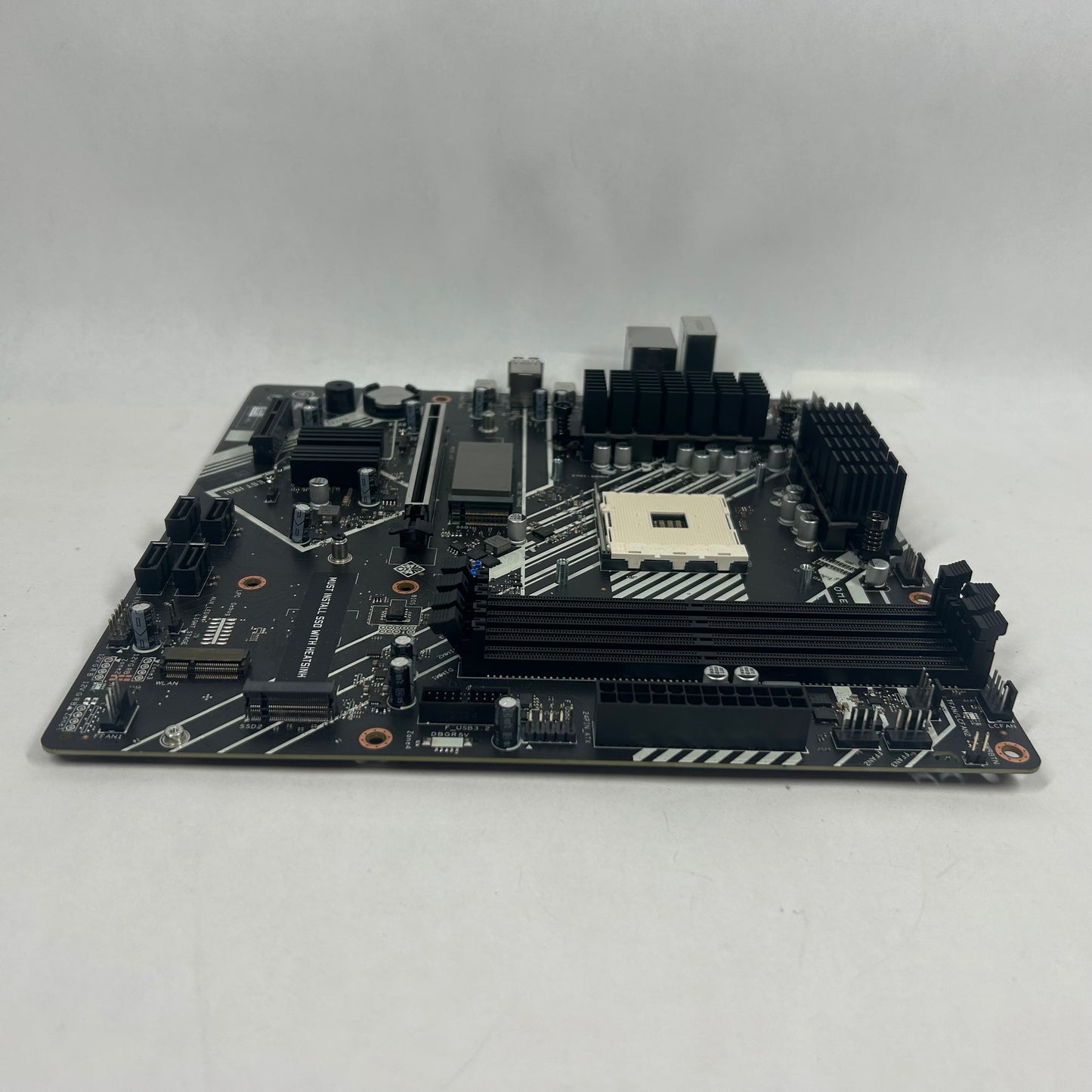 HP Omen GT21-0334 AM4 microATX