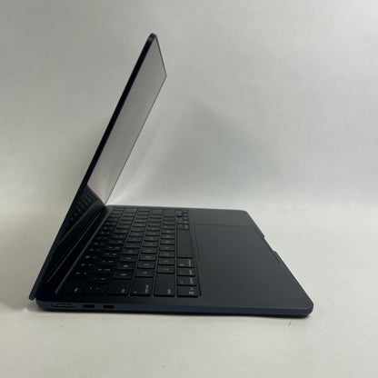 2025 Apple MacBook Air 13.3" M4 8C GPU 4.5GHz 16GB RAM 256GB SSD MW123LL/A