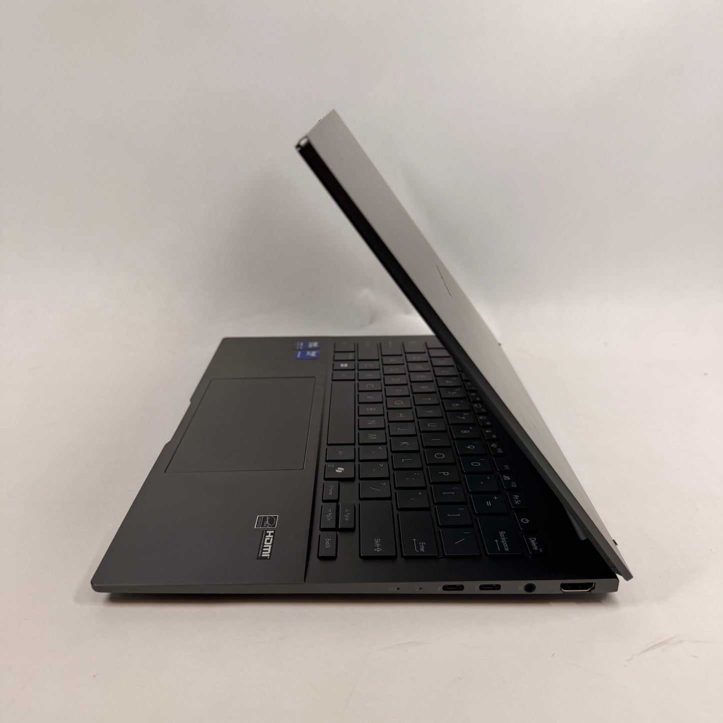 Asus Zenbook UX3405 14" Core Ultra 9 285H 2.9GHz 32GB RAM 1TB SSD