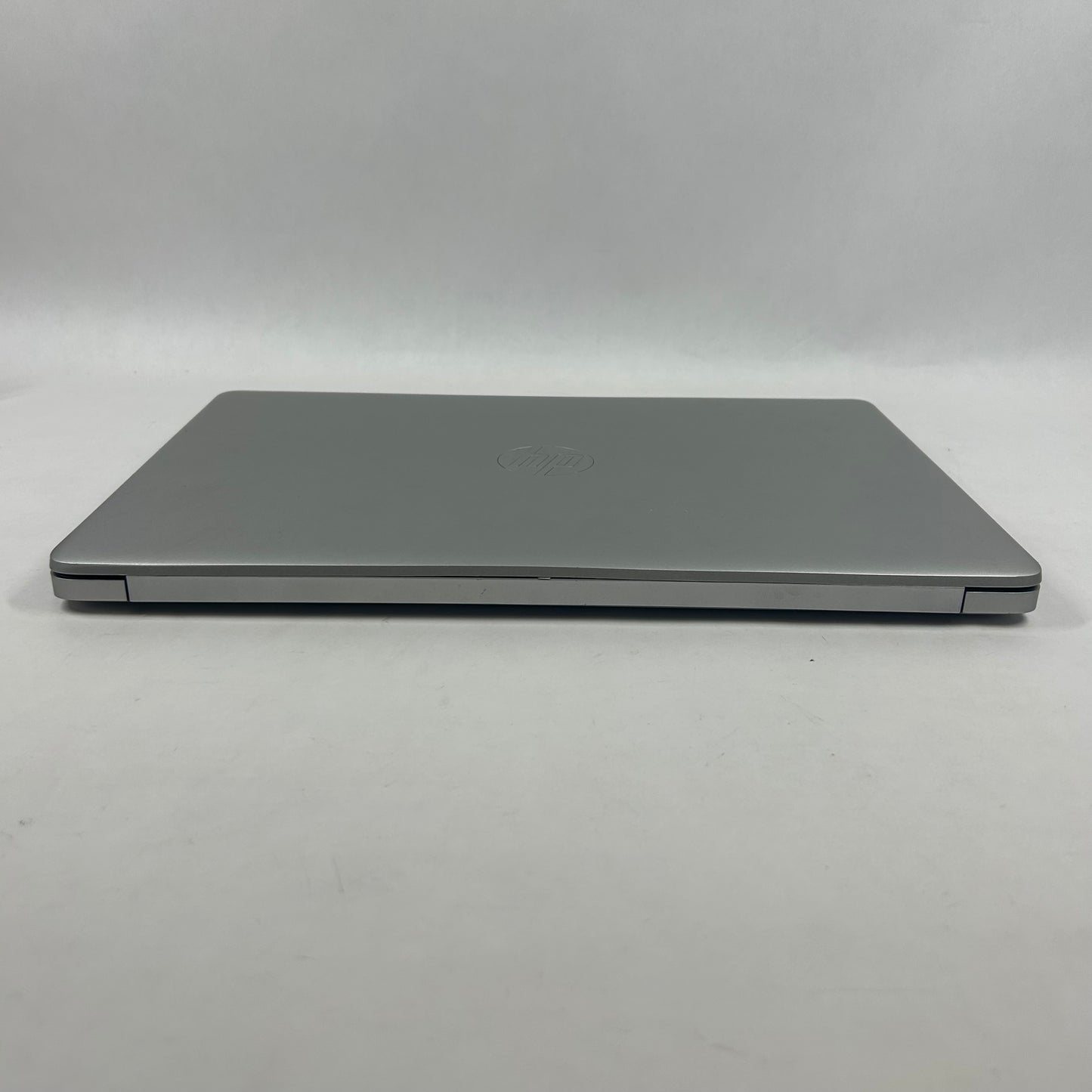 HP Laptop 15-GW0123OD 15.6" Ryzen 3 3250U 2.6GHz 8GB RAM 1TB SSD