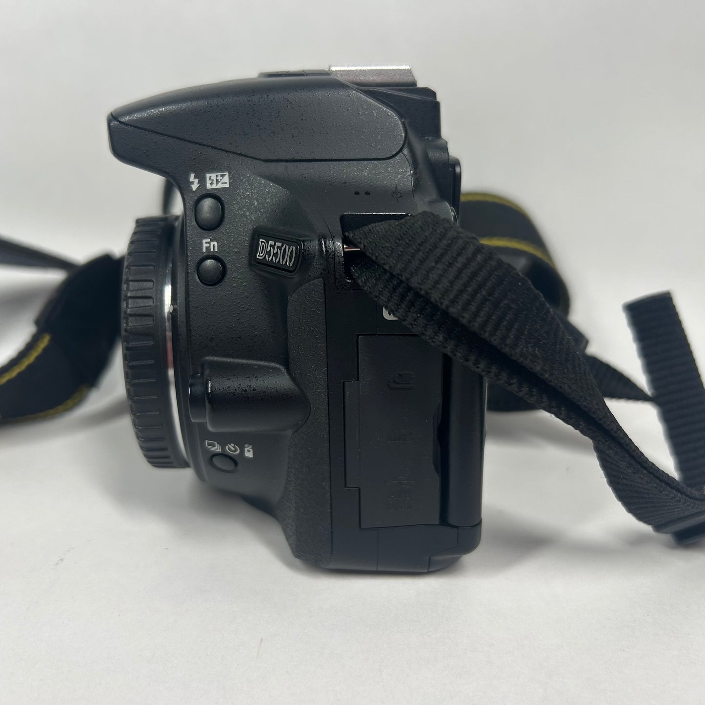 Nikon D5500 24.2MP DSLR Camera  8841 Shutter Count