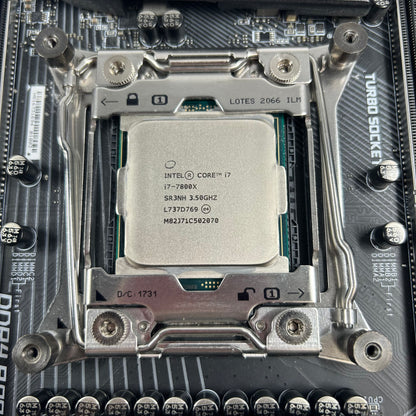 MSi X299 GAMING PRO CARBON AC LGA2066 ATX With Intel Core i7-7800X
