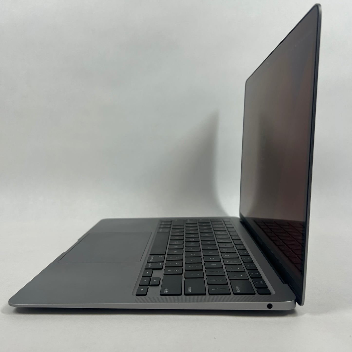 2020 Apple MacBook Air 13.3" M1 3.2GHz 8GB RAM 256GB SSD A2337