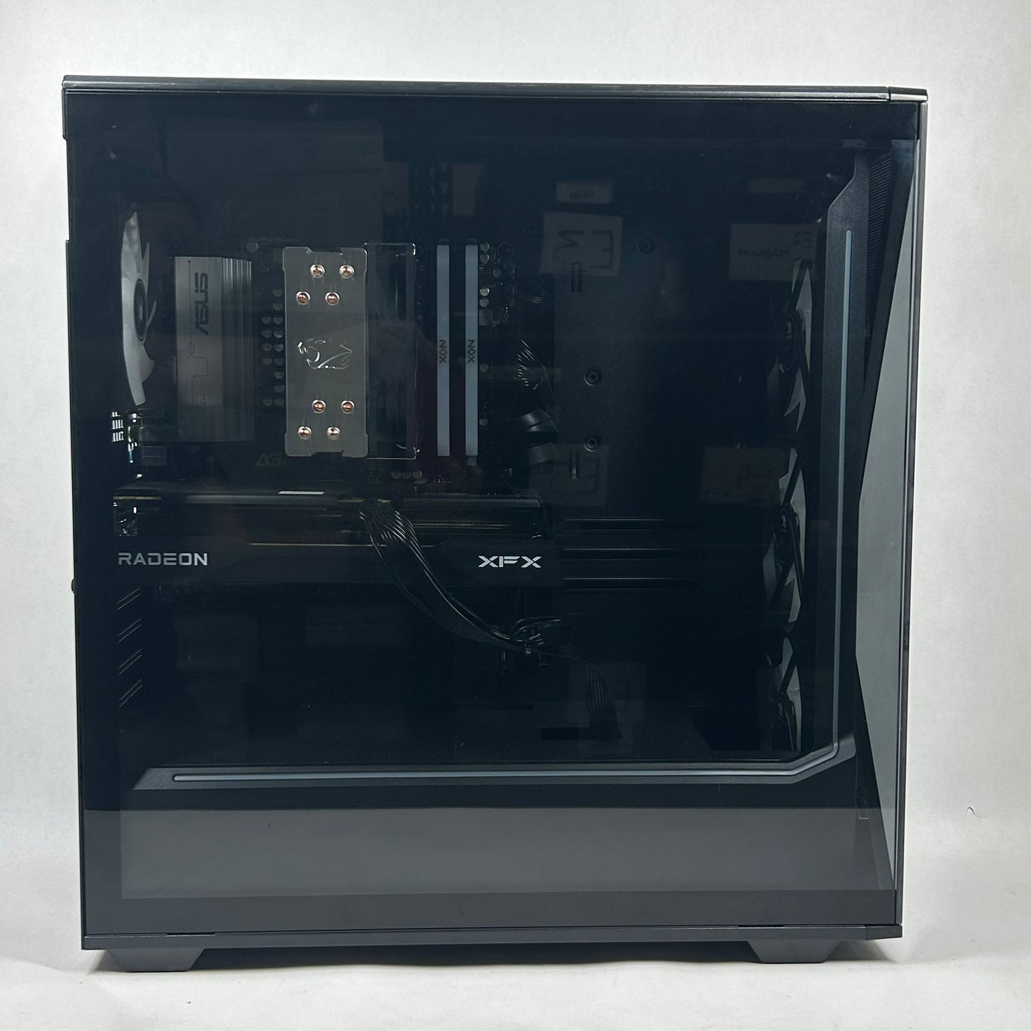 iBuyPower Custom PC Ryzen 7 9700X 3.80GHz 32GB RAM 1TB SSD AMD Radeon RX 9060 XT