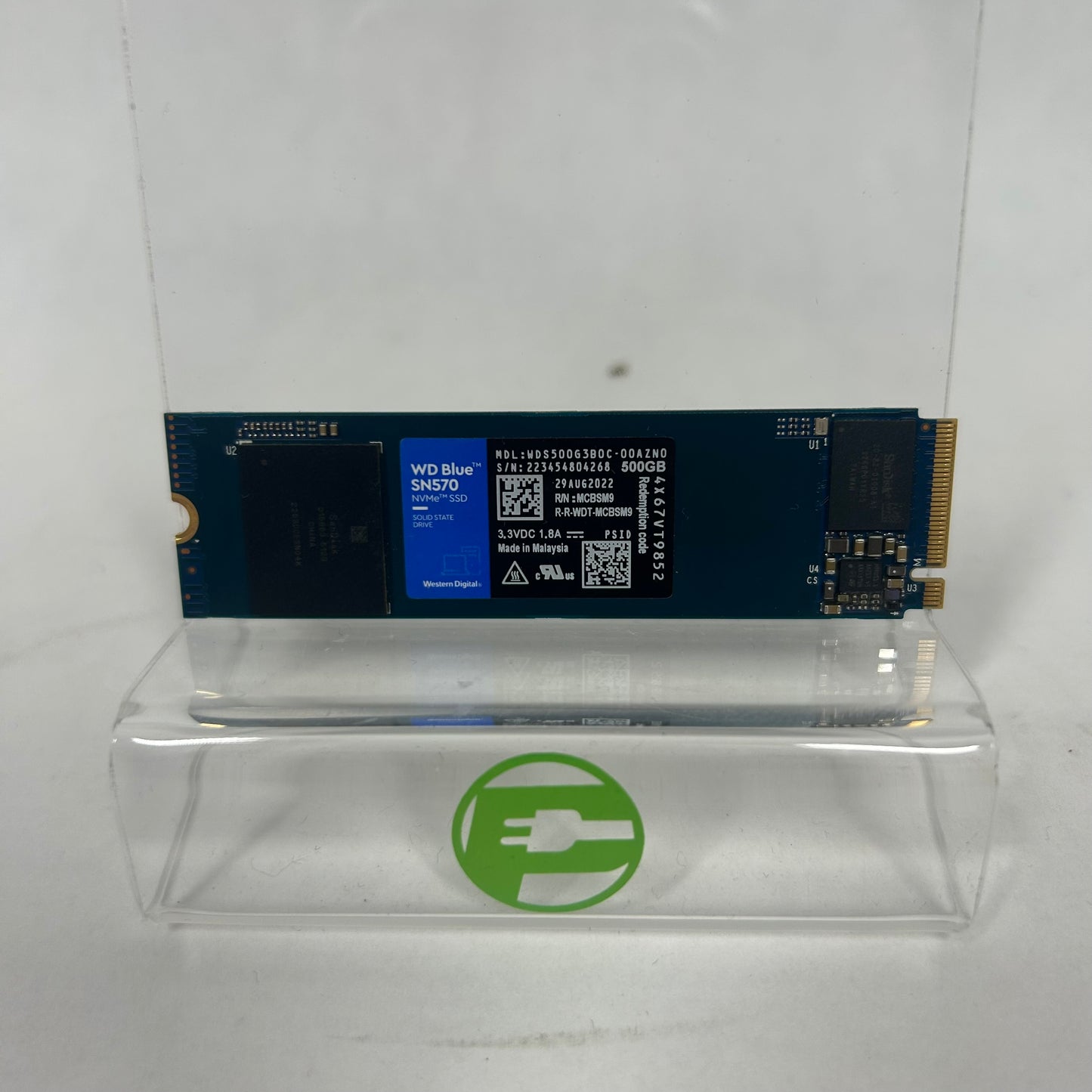 Western Digital WD M.2 2280 Blue SN570 500GB PCIe Gen4 NVMe M.2 SSD WDS500G3B0C