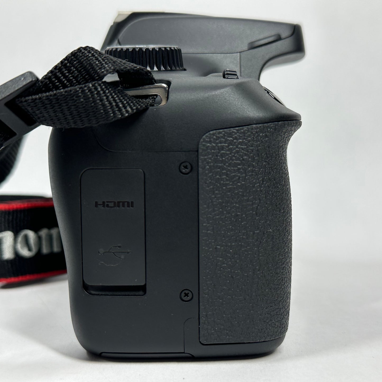 Canon EOS 4000D 18.0MP Digital SLR DSLR Camera EF-S 18-55 III Kit with Box