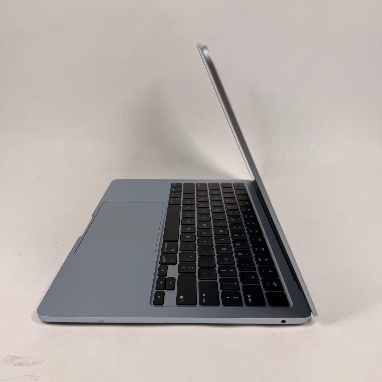 2025 Apple MacBook Air 13.6" M4 10C GPU 4.5GHz 16GB RAM 512GB SSD MC6U4LL/A