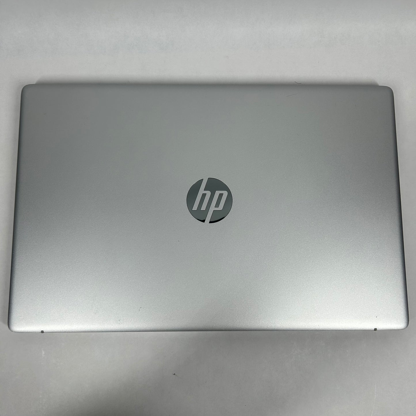 BROKEN HP Laptop 17-CN0013DX 17" i3-1115G4 3.0GHz 8GB RAM Bad SSD