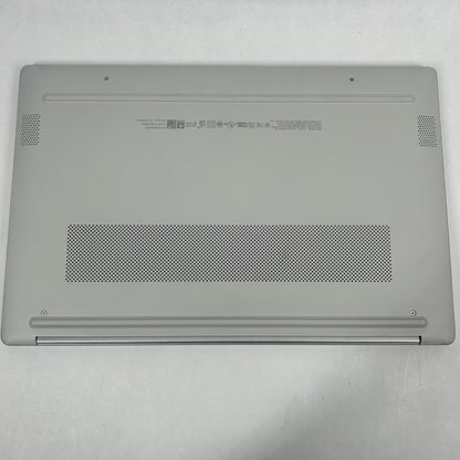 HP Laptop 15-FC0305NR 15.6" Ryzen 5 7520U 2.8GHz 8GB RAM 512GB SSD