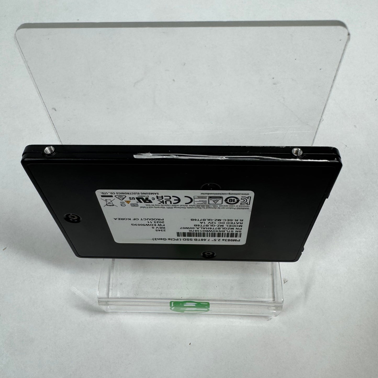 Samsung 2.5" PM983a 7.86TB U.2 PCIe 3.0 x4 (NVMe) SSD MZ-QLB7T6B