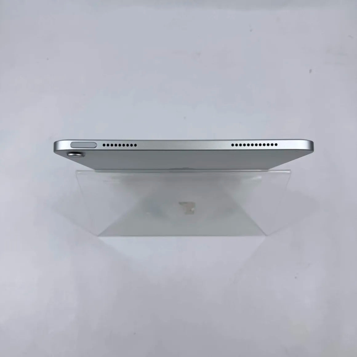 WiFi Only Apple iPad 11" (A16) 128GB Silver MD3Y4LL/A